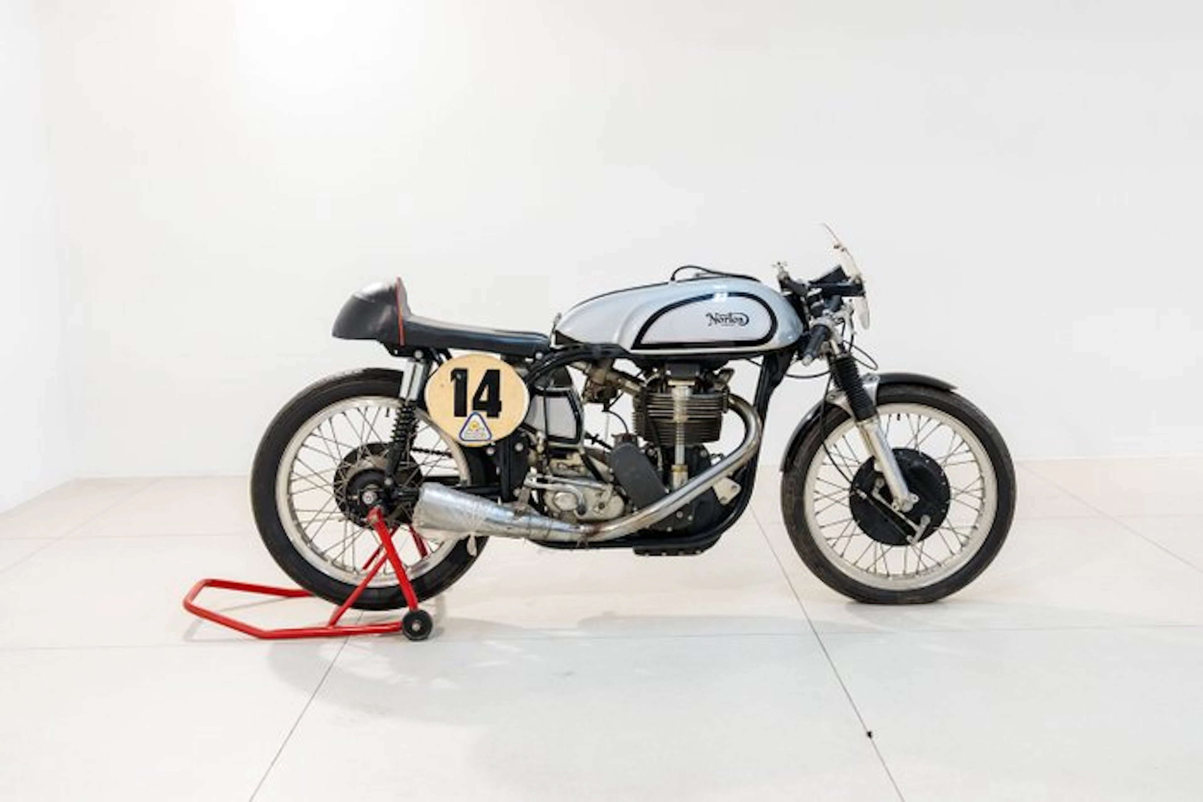 Norton - Manx - 40M - Watsonian Sidecar - 1953