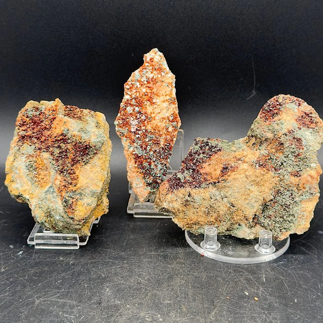 Hessonite garnet Rough- 1112 g - (3)