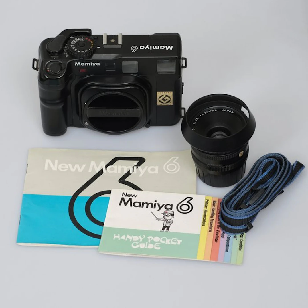 Mamiya 6 + G 3.5/75 L Medium format camera