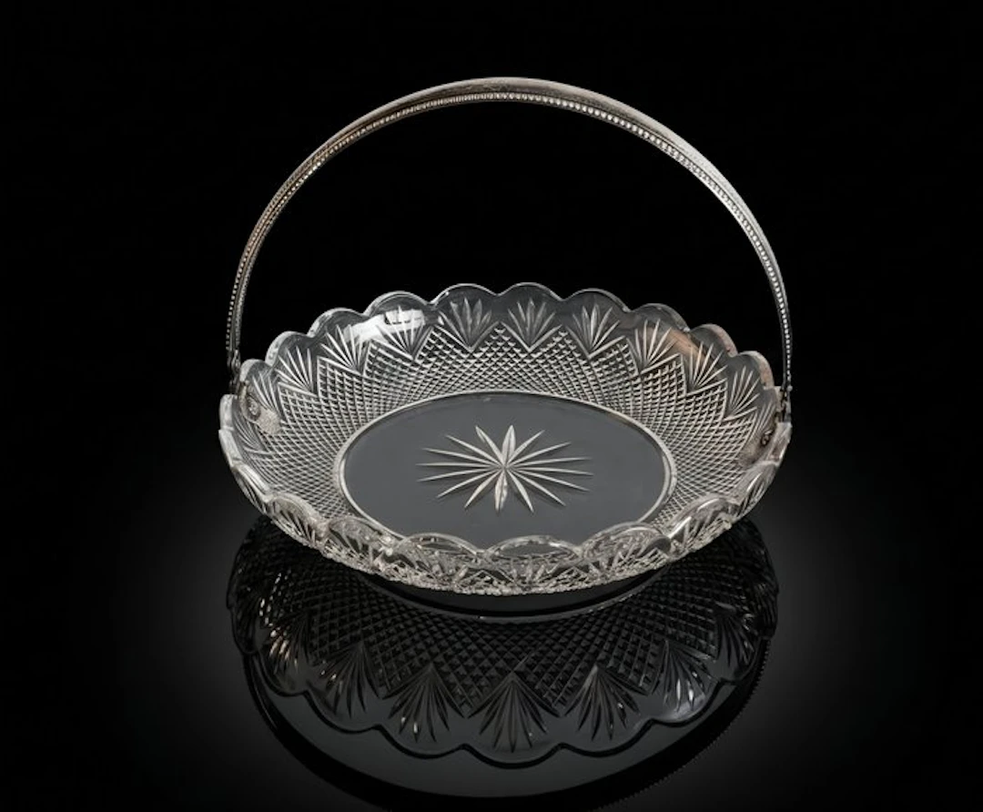Pastry dish - Serveerschaal - .833 silver - With a silver brace