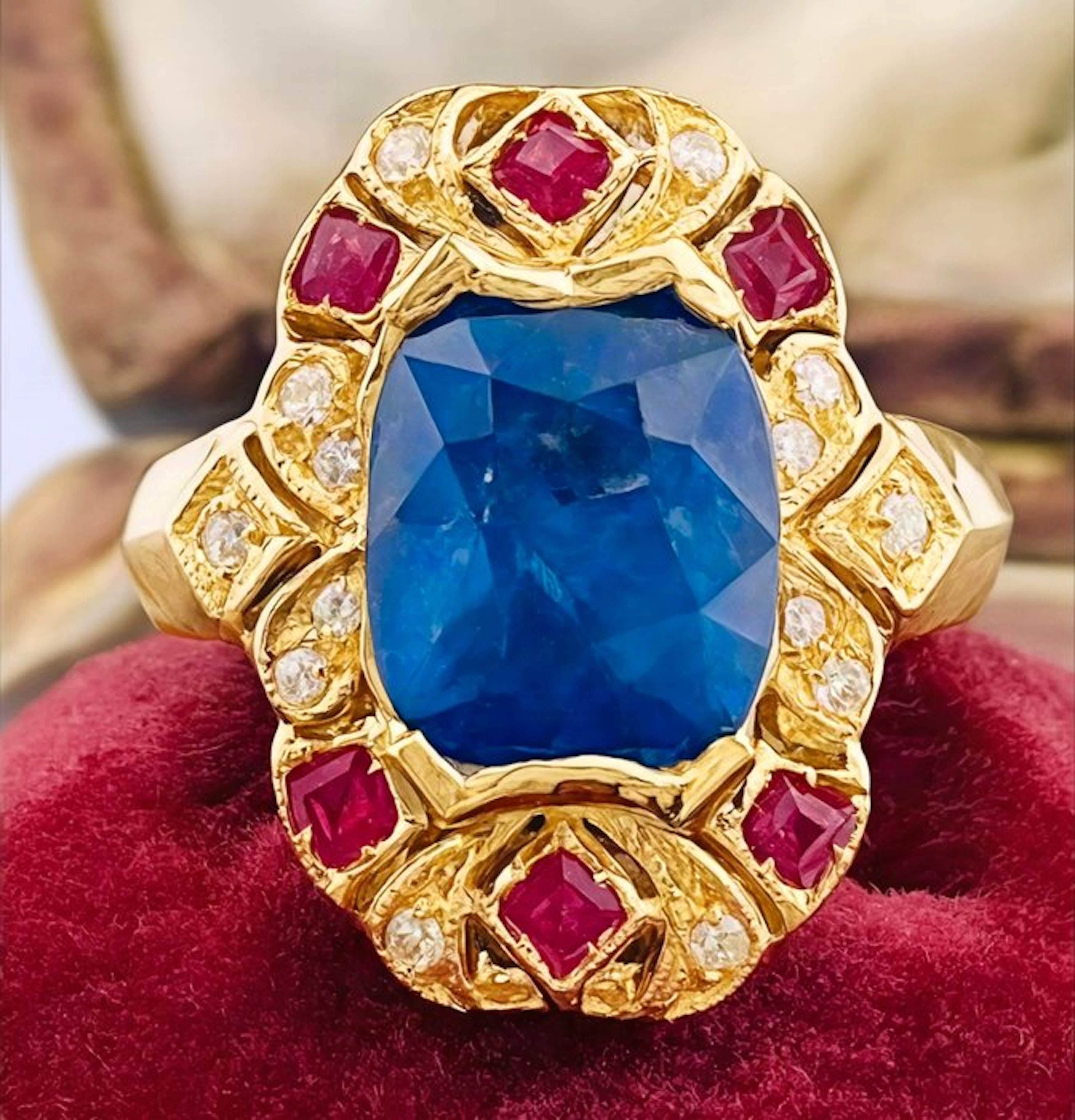 Ring - 14 kt. Yellow gold Sapphire - Diamond