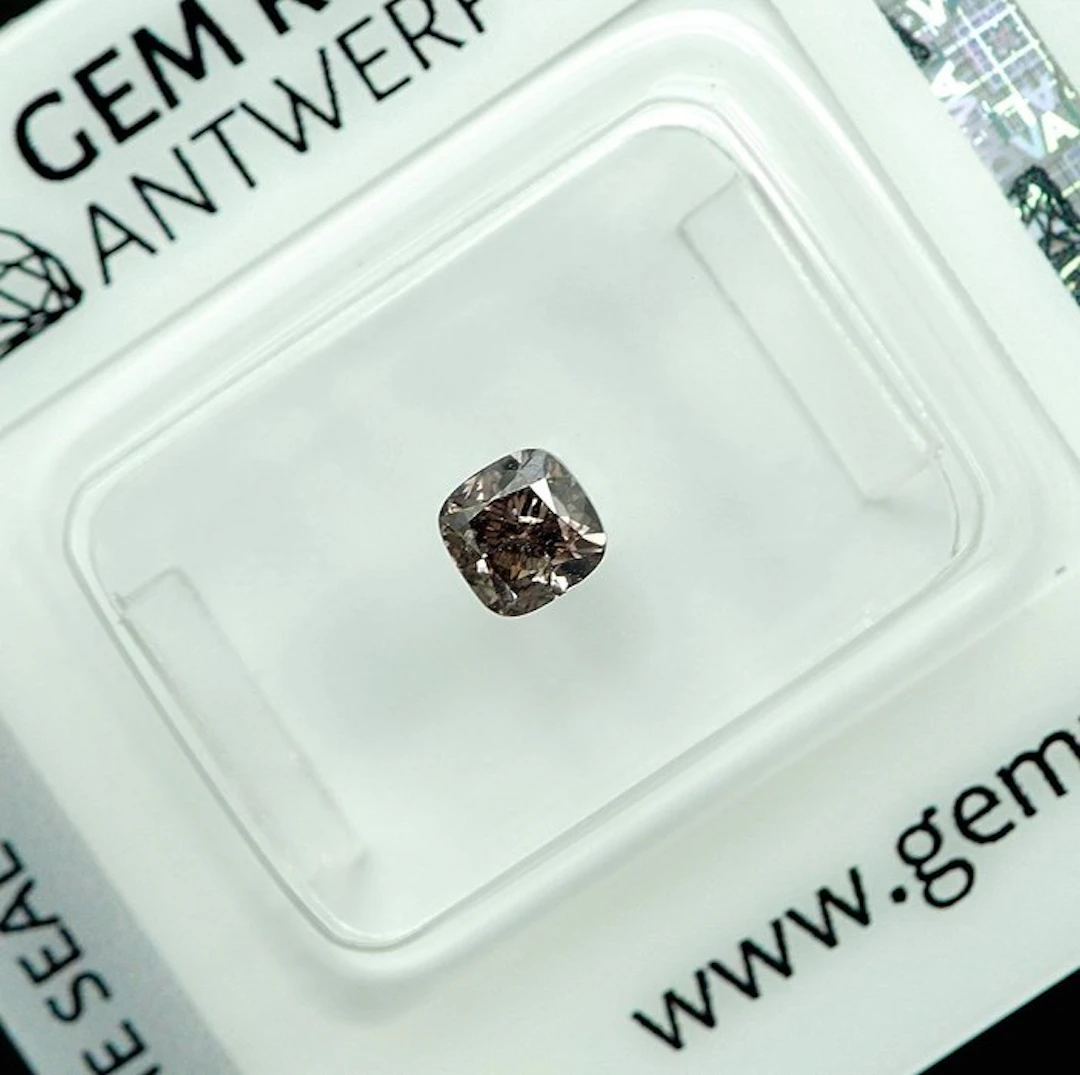 1 pcs Diamond (Natural coloured) - 0.51 ct - Cushion...