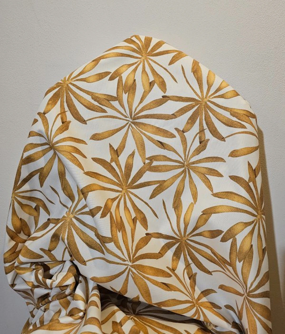 300x280 cm! Fabric "Coco Chanel N1" Gold - Art Deco...
