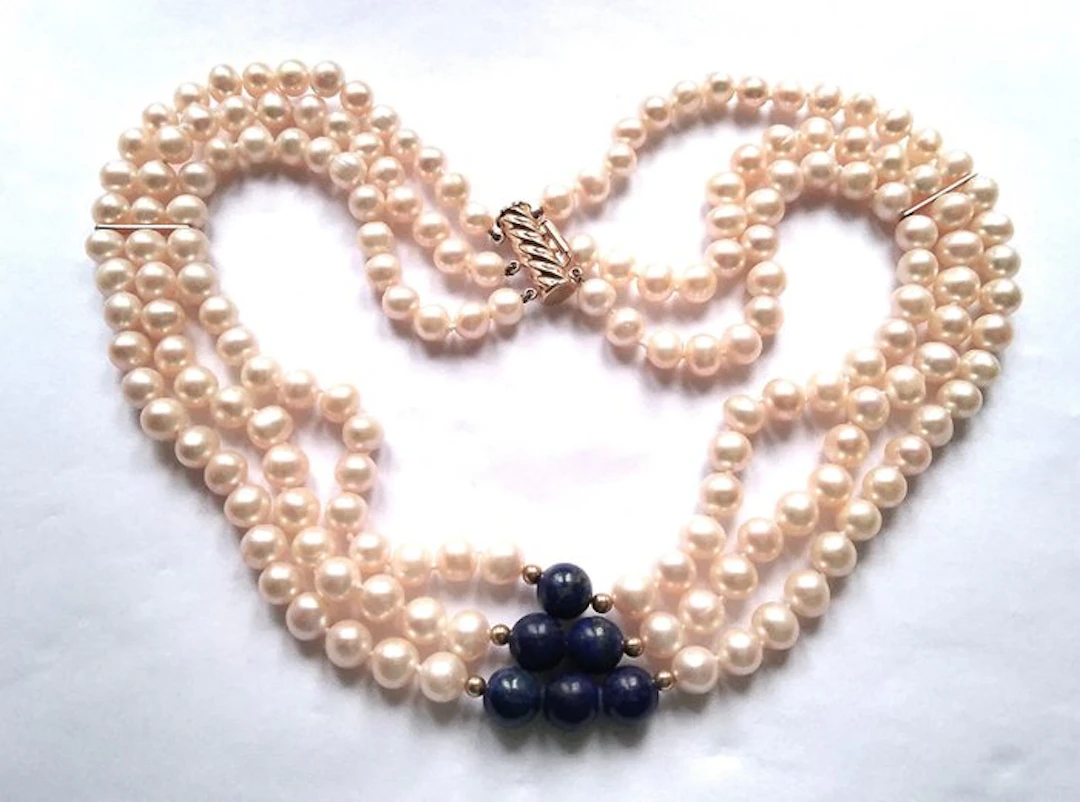 String of beads 14 kt yellow gold - cultured pearls - lapis lazuli - 3-row