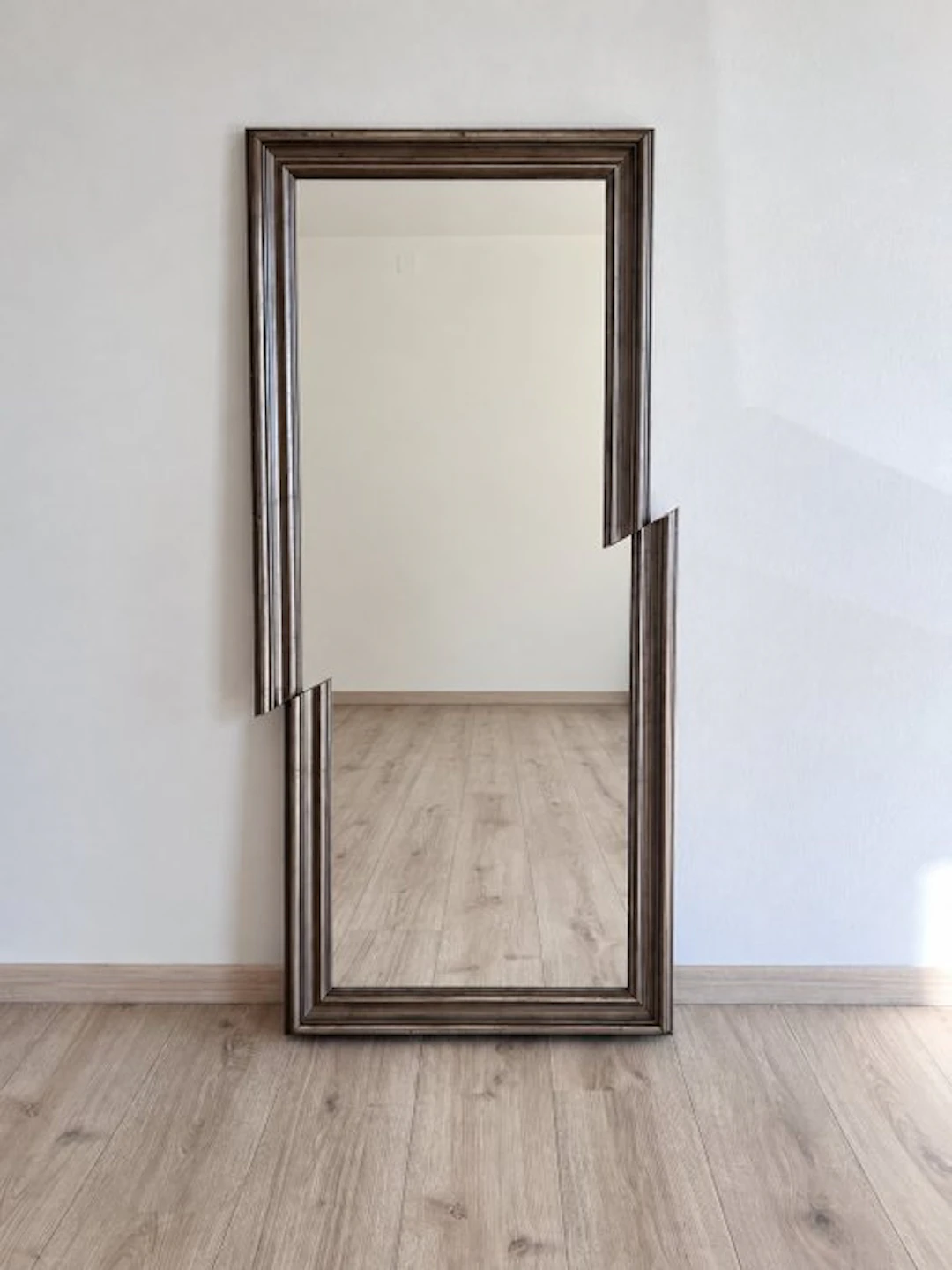 Mirror - Wood - Modified mirror