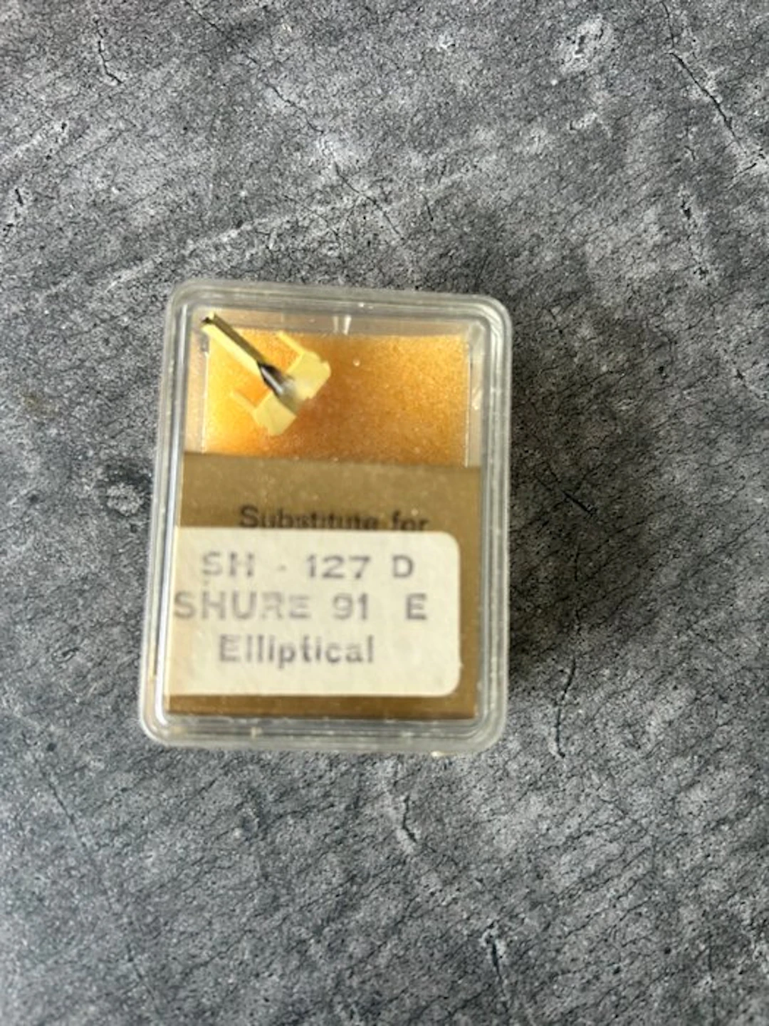 Shure - SH-127 D / SHURE 91 E Cartridge and/or needles