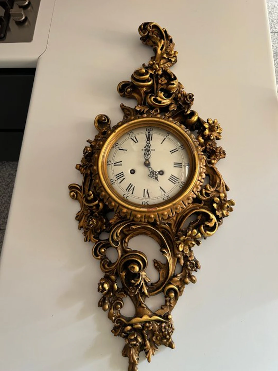 Cartel clock - Antique Wood - 1970-1980 - Wooden cartel clock.