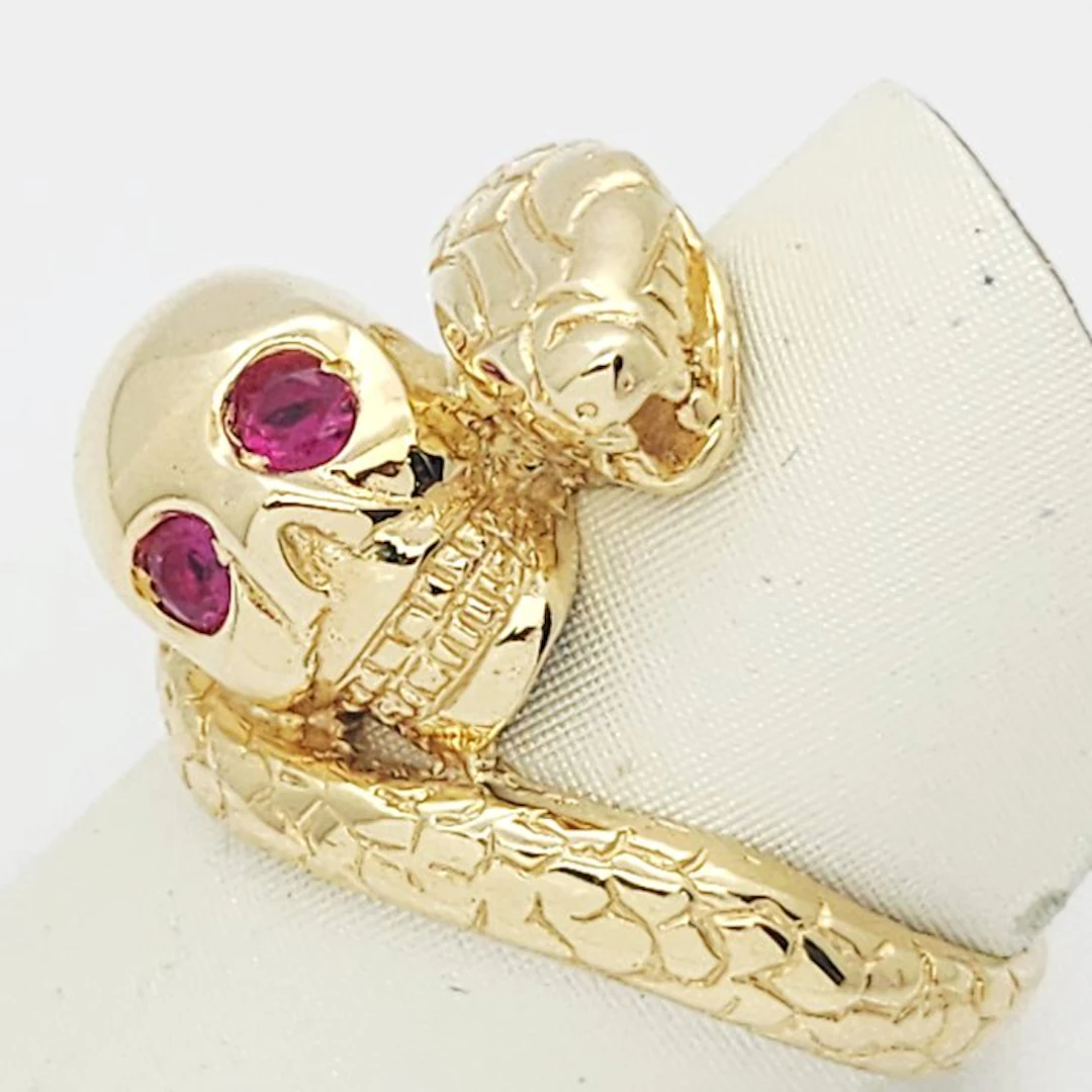 Ring - 18 kt. Yellow gold Ruby