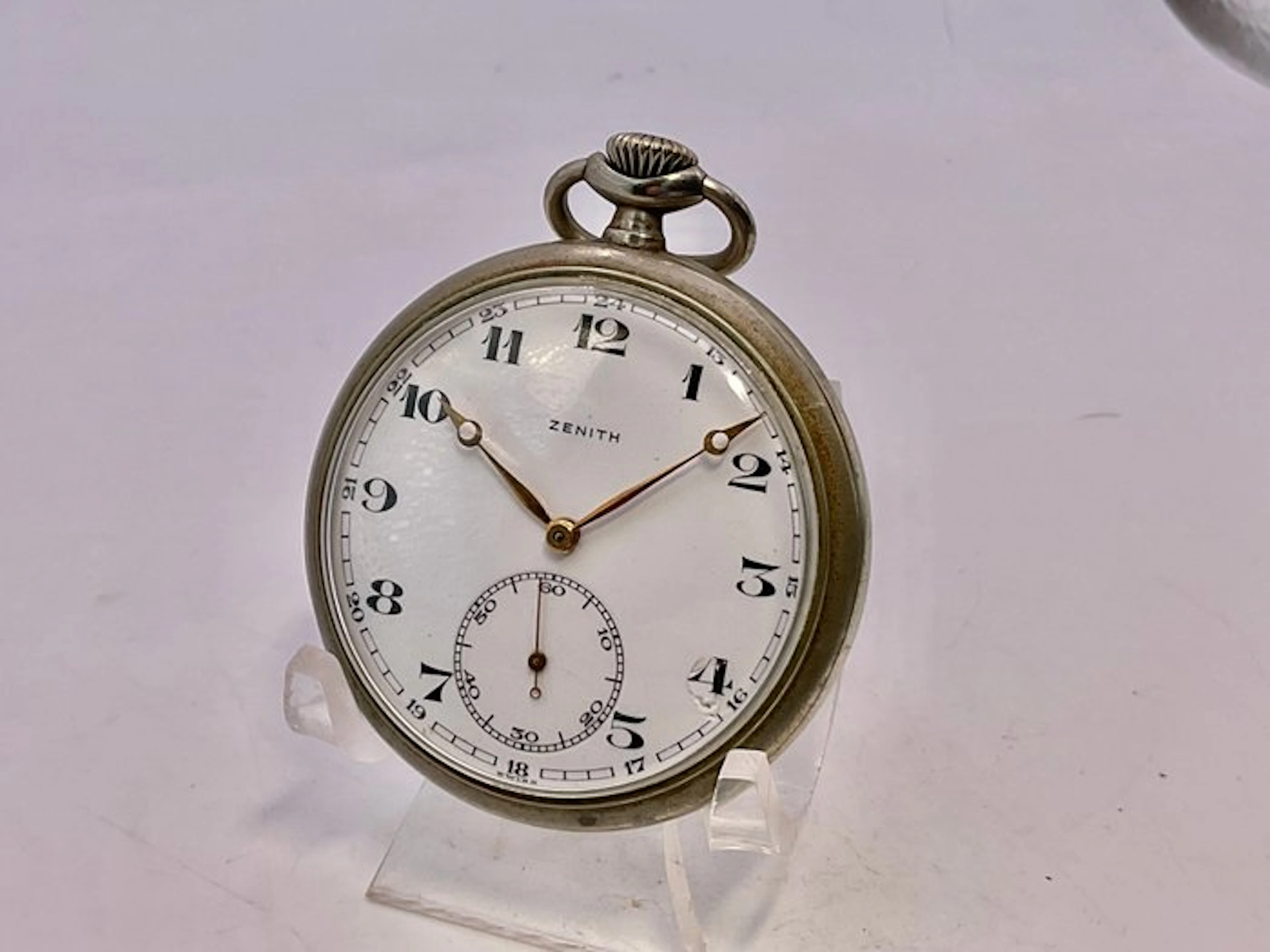 Zenith . Calibro 18.28.3P . Metal Blanc Garanti . 1947 . - 1900-1949