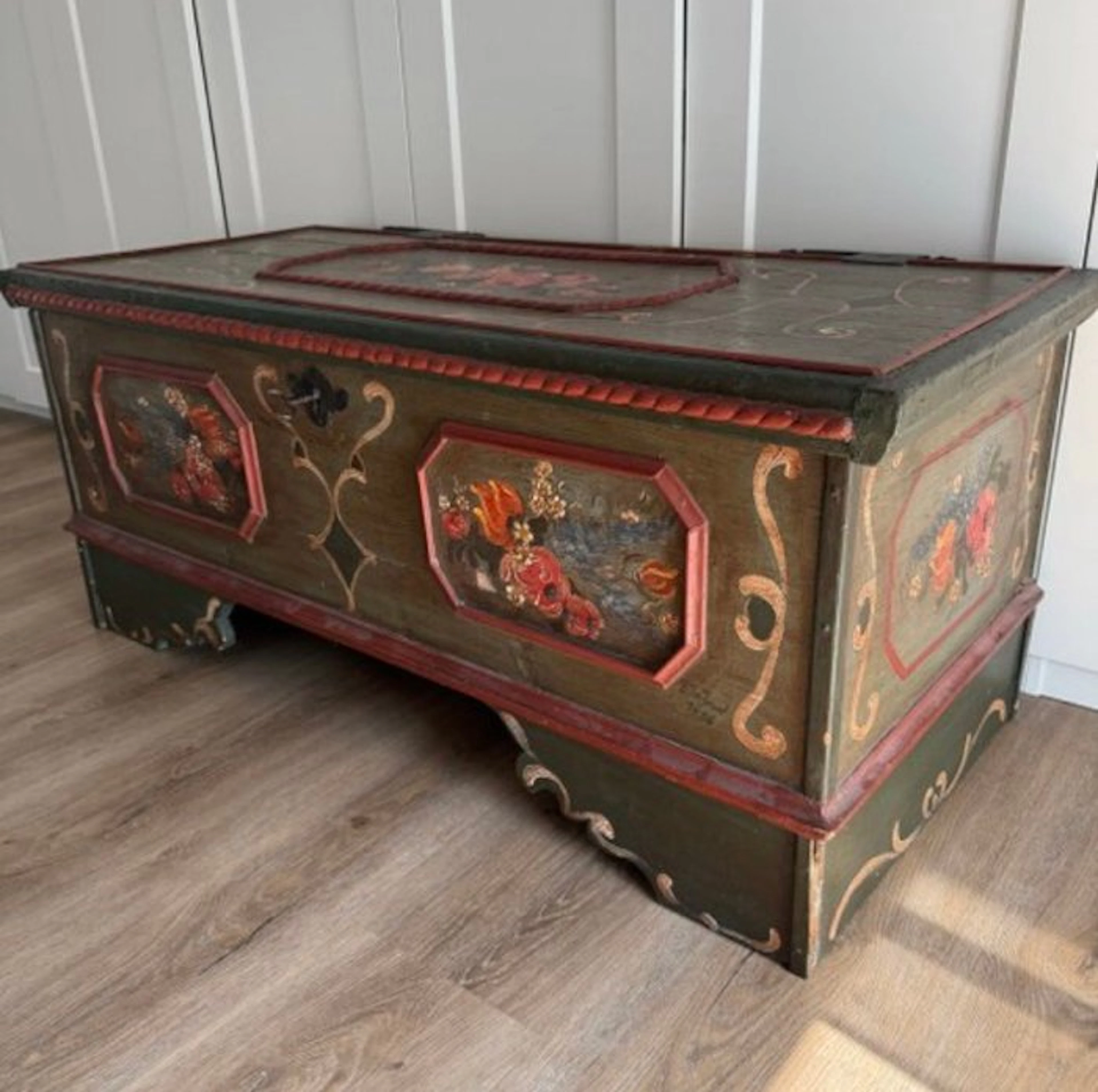 Chest - Wood, Iron - French Wooden Chest & Key
