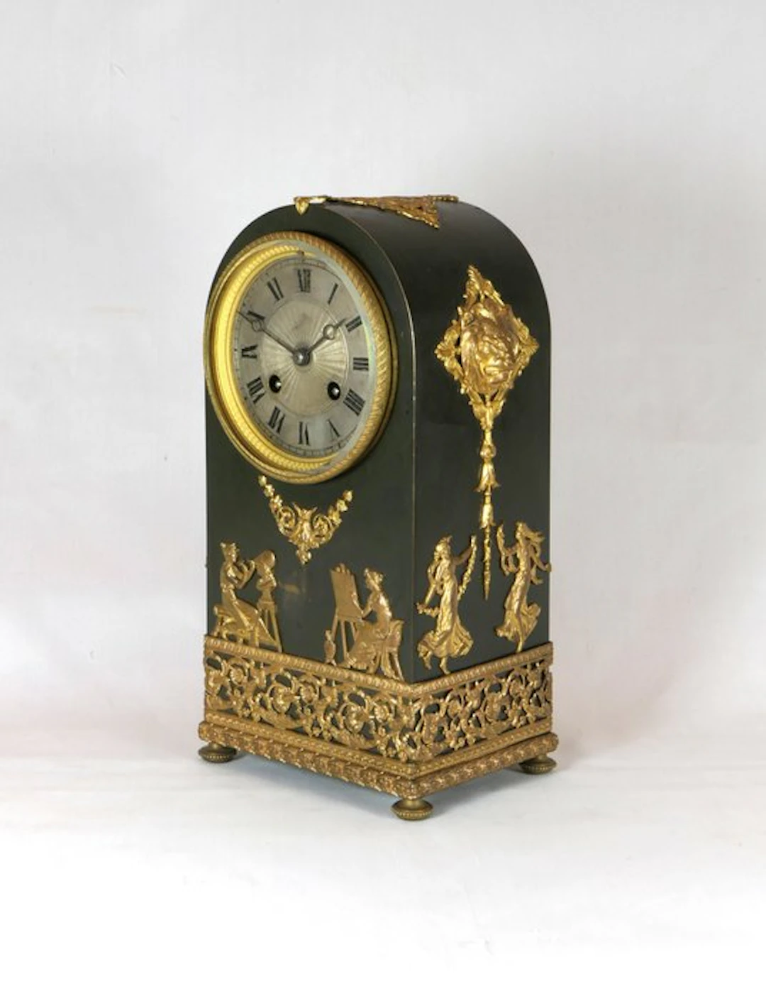Mantel clock - Metal - 1800-1850 - bronze-patinated