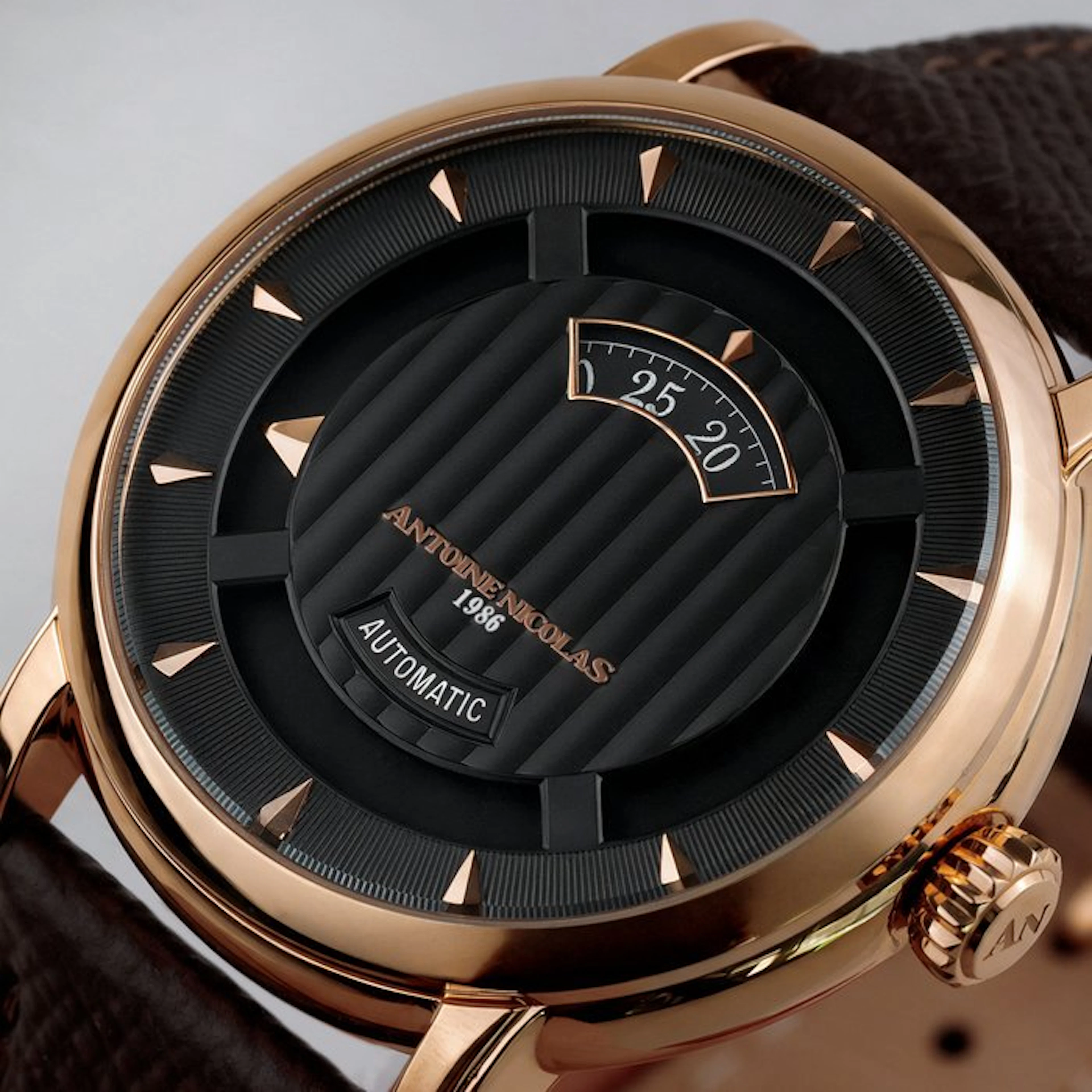 Antoine Nicolas 1986 - London kinetic - No reserve price - Unisex - 2025+