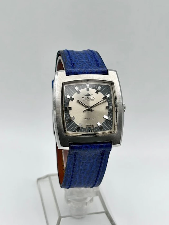Mondia - Windsor Automatic “TV Case” - No reserve price...