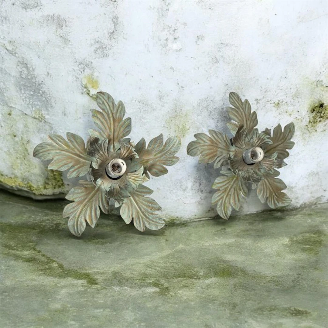 Wall lamp - Metal - a pair of wall sconces.