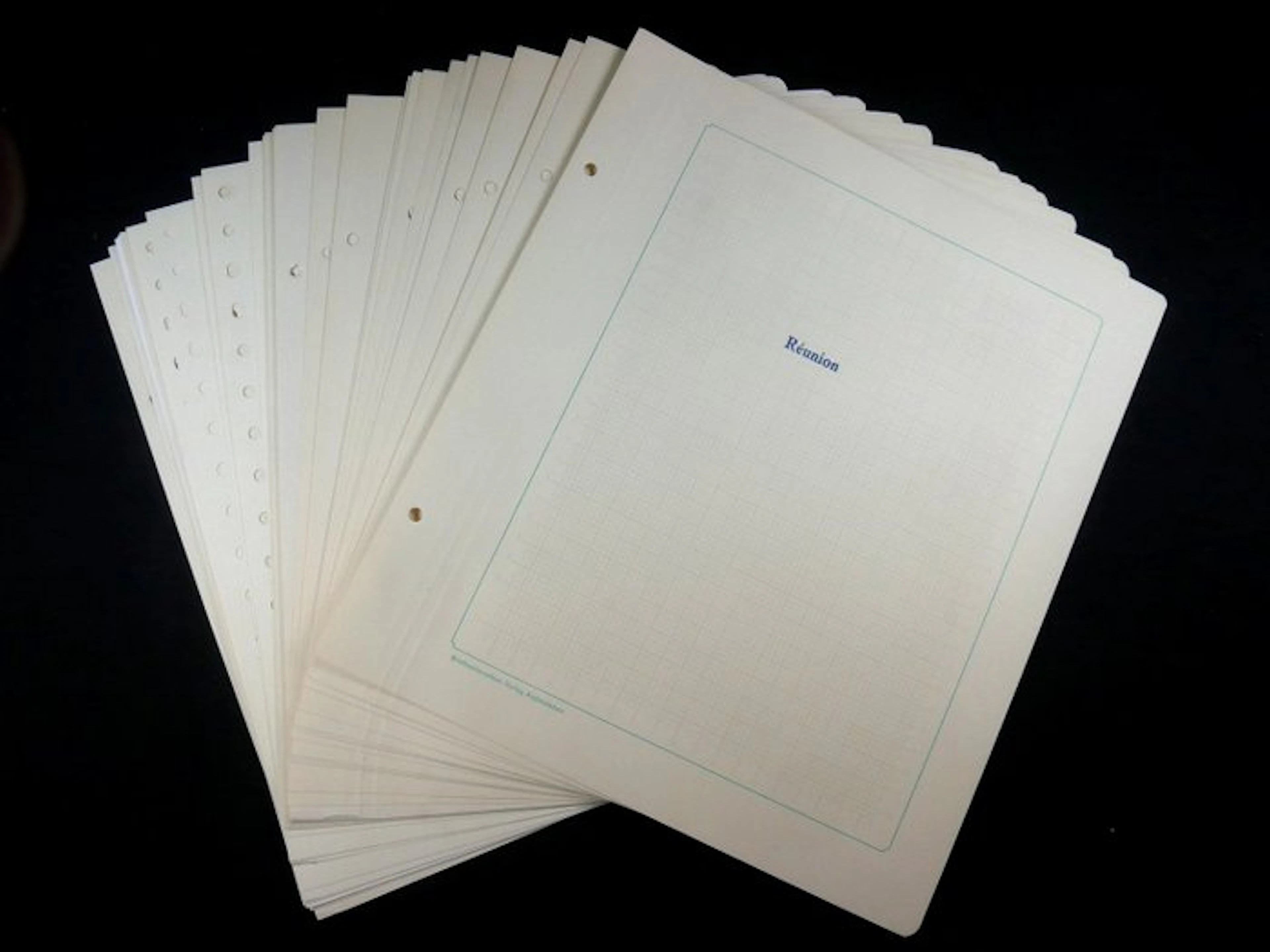Réunion - Collection on self-designed album pages