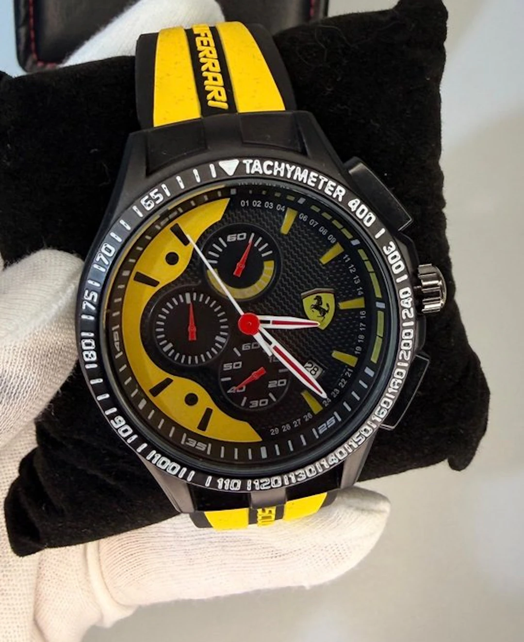 Wristwatch - Ferrari - Chronograph Tachymeter black&yellow - 2026
