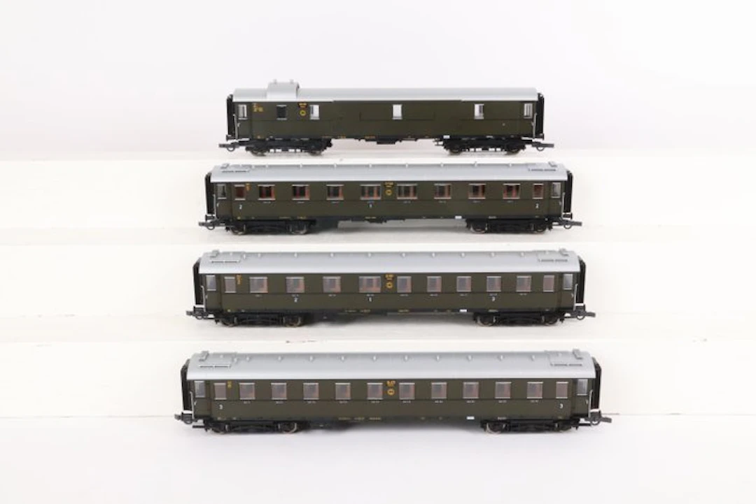 Roco H0 - 45682/83/84/85 - Model train passenger carriage...
