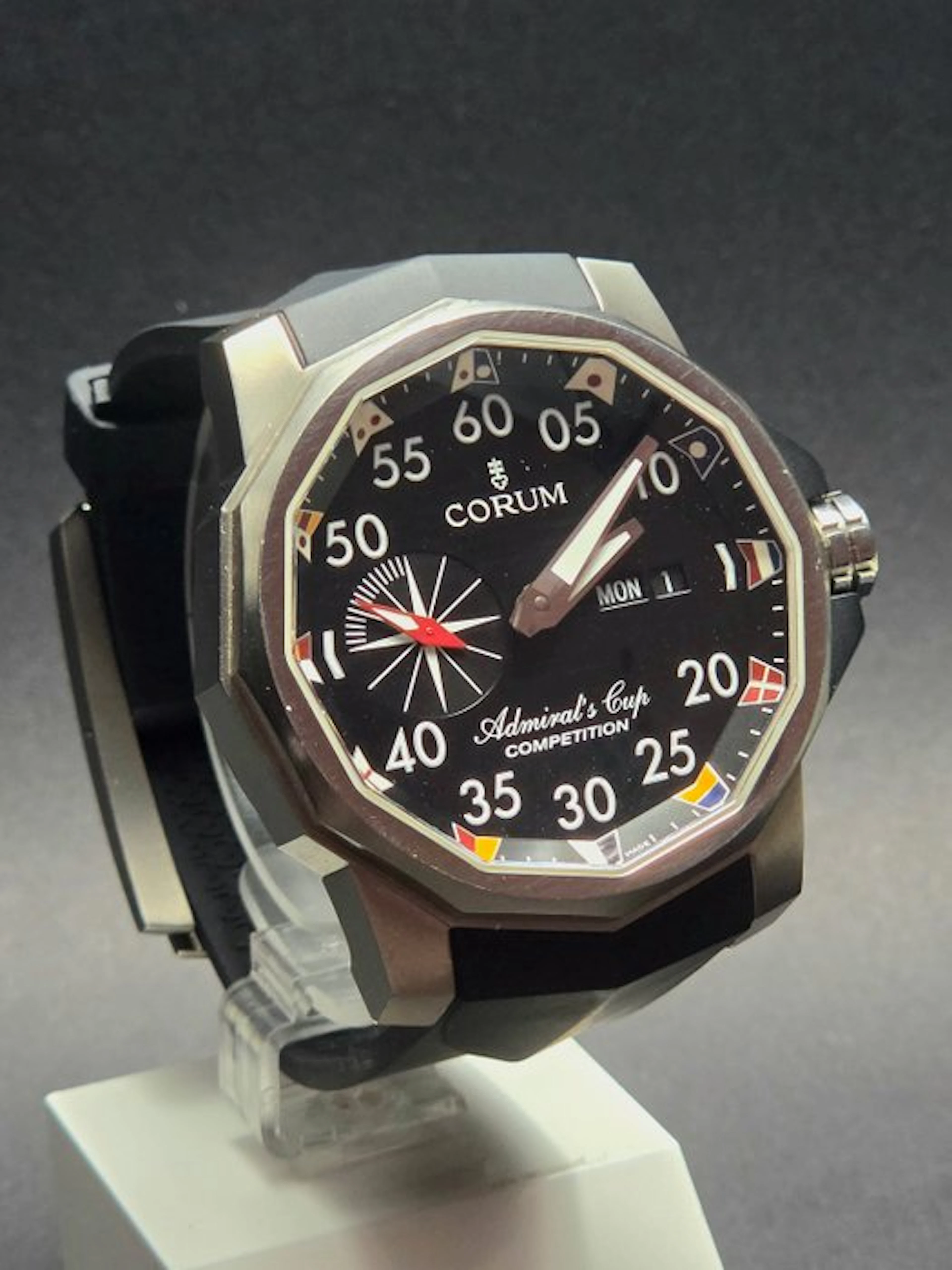 Corum - Admiral's Cup Competition - corum 947931.04 - Men - 2012