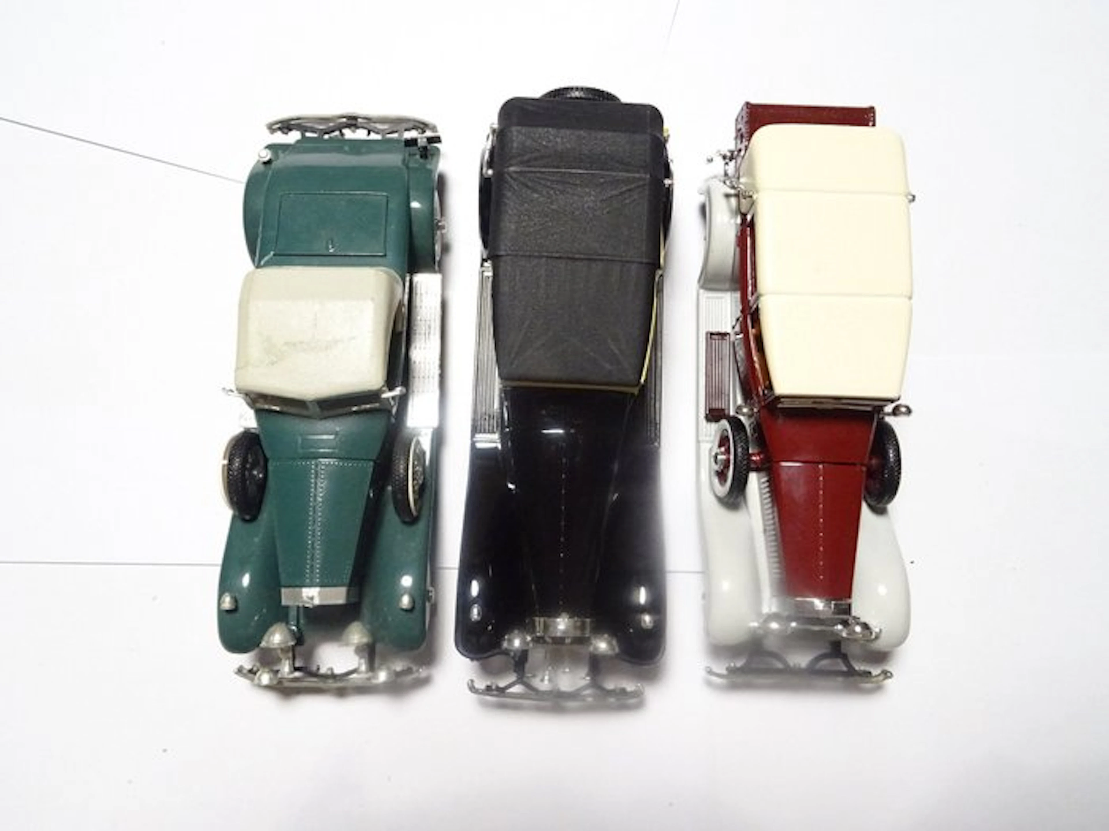 Rio - Model car (3) - 3 like-new models in their original packaging.