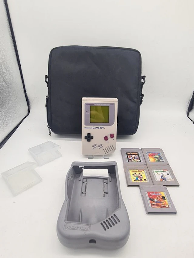 Nintendo - Gameboy Classic - DMG-01 - 1989 - Carrier Case...