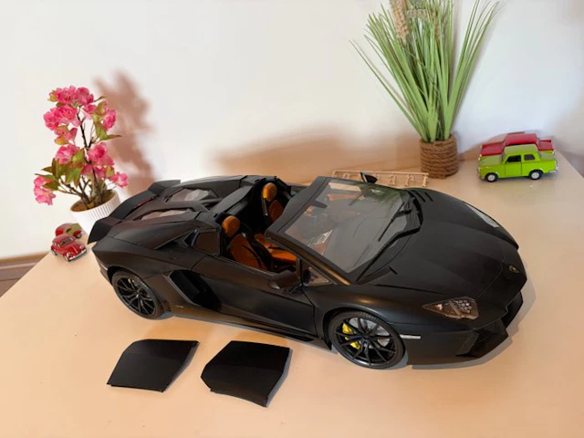 Pocher 1:8 - Model car - Lamborghini Aventador Roadster