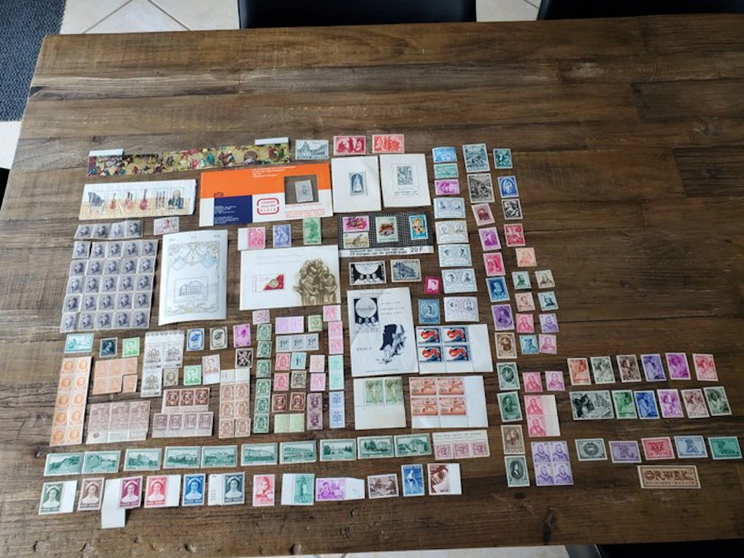 Belgium - A lot of Belgian stamps with complete series