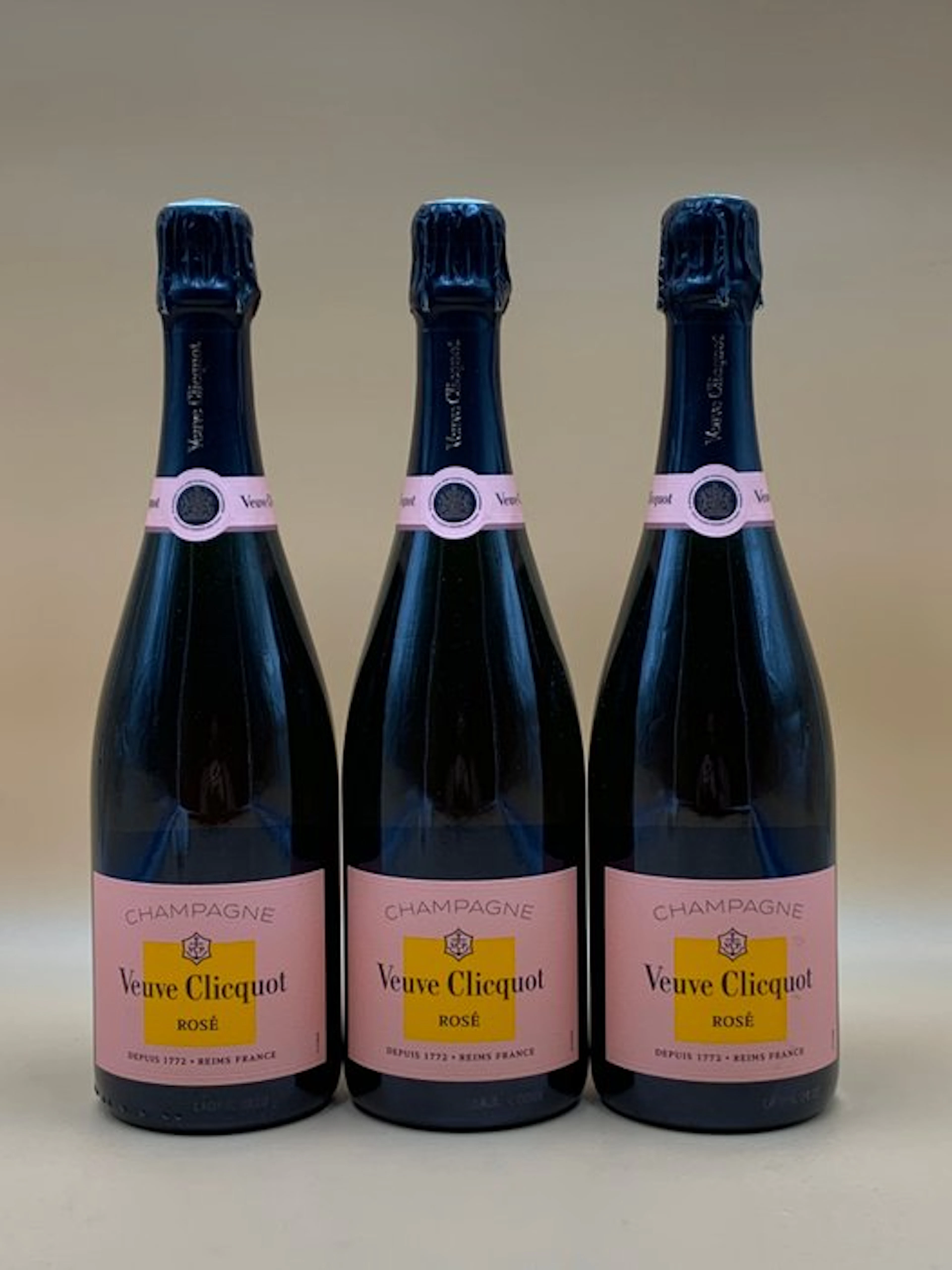 Veuve Clicquot, Rosé - Champagne - 3 Bottles (0.75L)