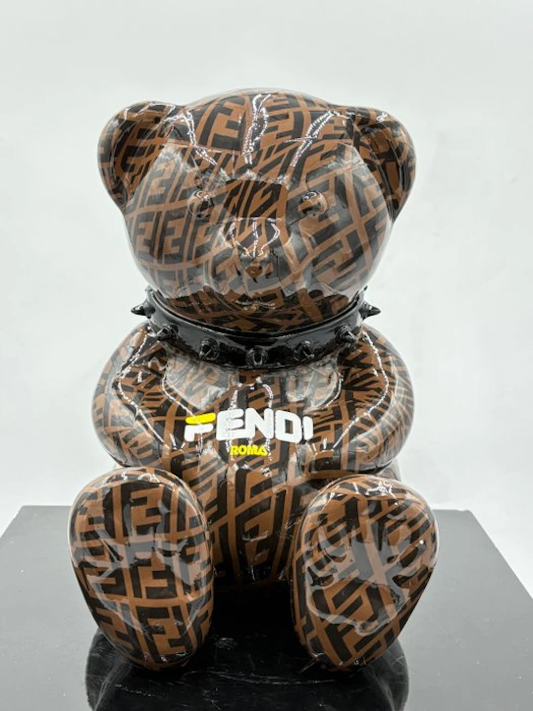 Naor - Bear fendi