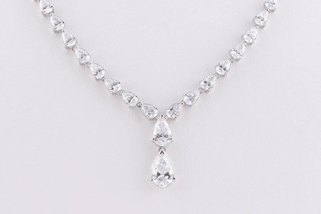 No reserve price - Chain Silver - 8.12ct. tw. Diamond (Lab-grown) - Pear