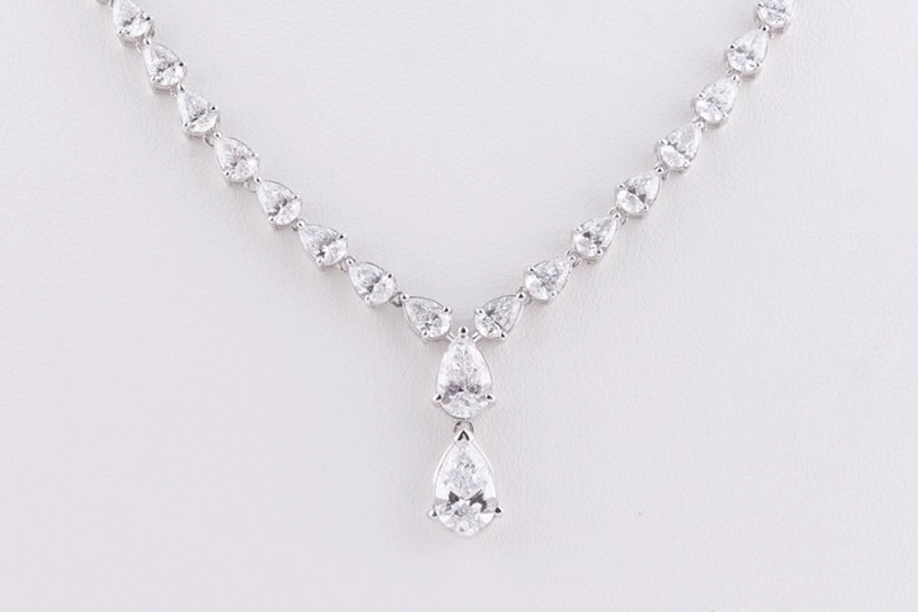 Chain Silver - 8.12ct. tw. Diamond (Lab-grown) - Pear