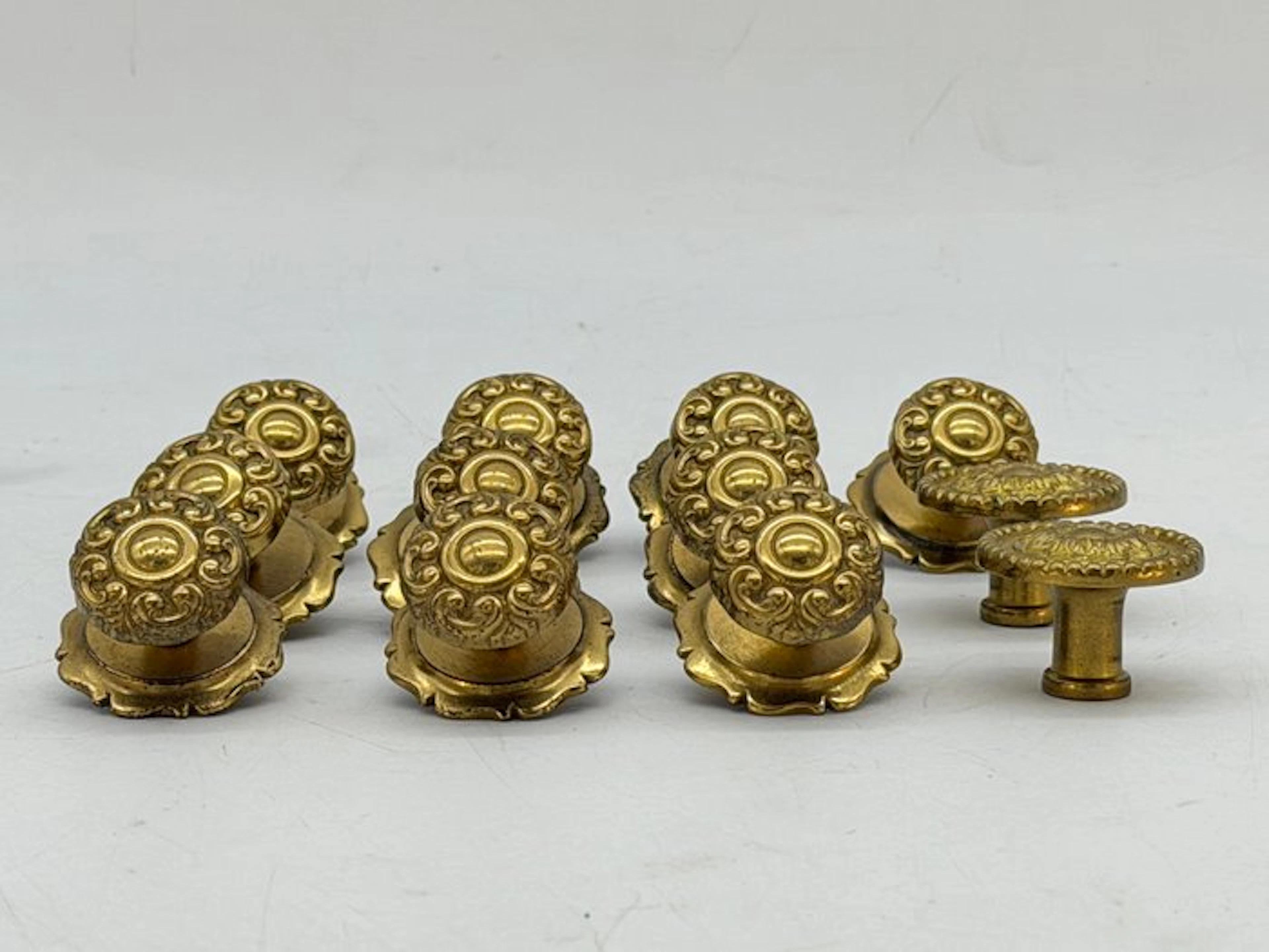 Baroque style Handle (12) - 1990-2000 - Set of 12 brass knobs