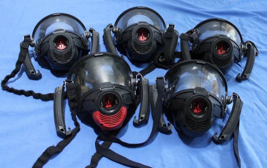 Netherlands - 5 FPS 7000 Full Face Masks - Fire Department - Military equipment