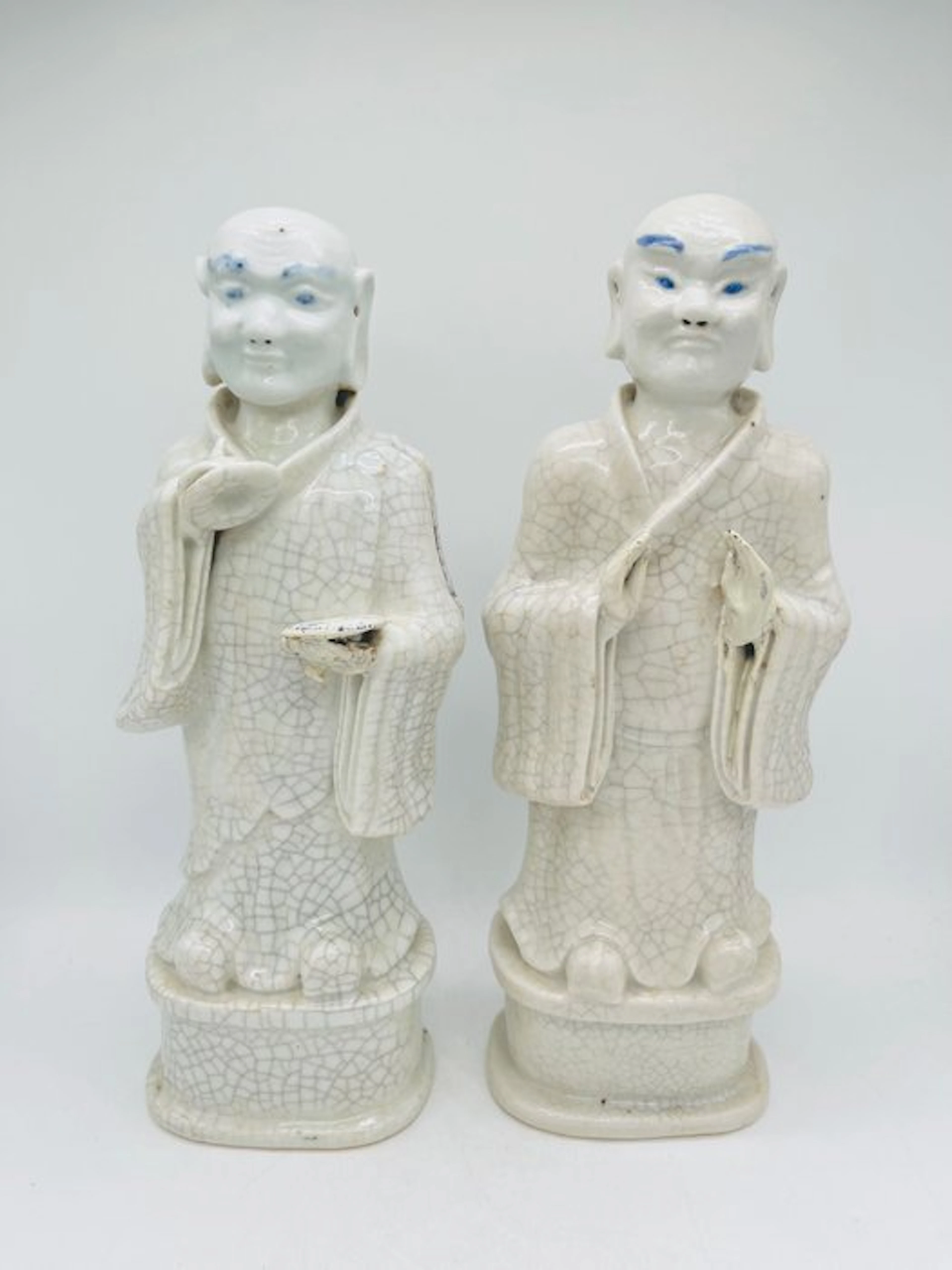 Figure - Blue and white glazed monks - Porcelain - China...