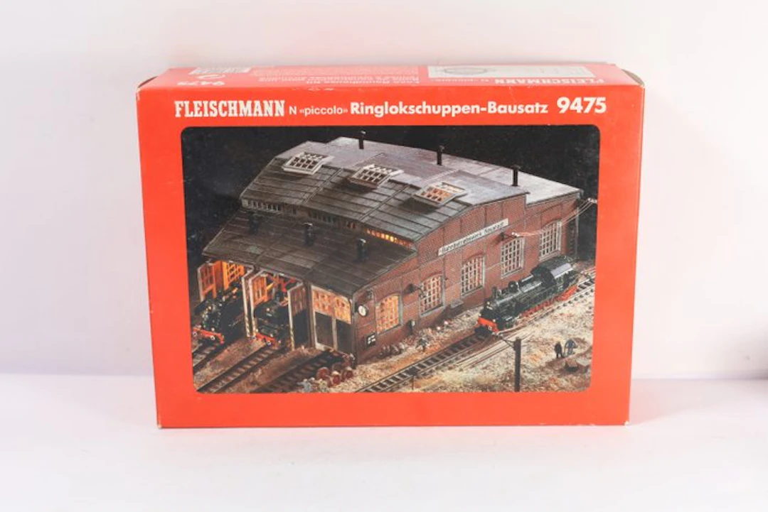 Fleischmann N - 9475 - Model train building kits (1) - 67-piece curved