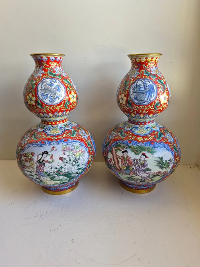 Vase - Enamel - China - Jingdezhen