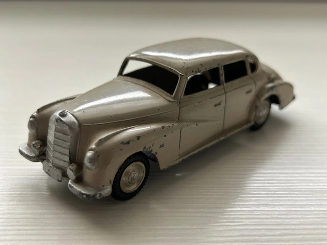 Märklin 1:43 - Model car - No. 8003 Mercedes 300 Adenauer