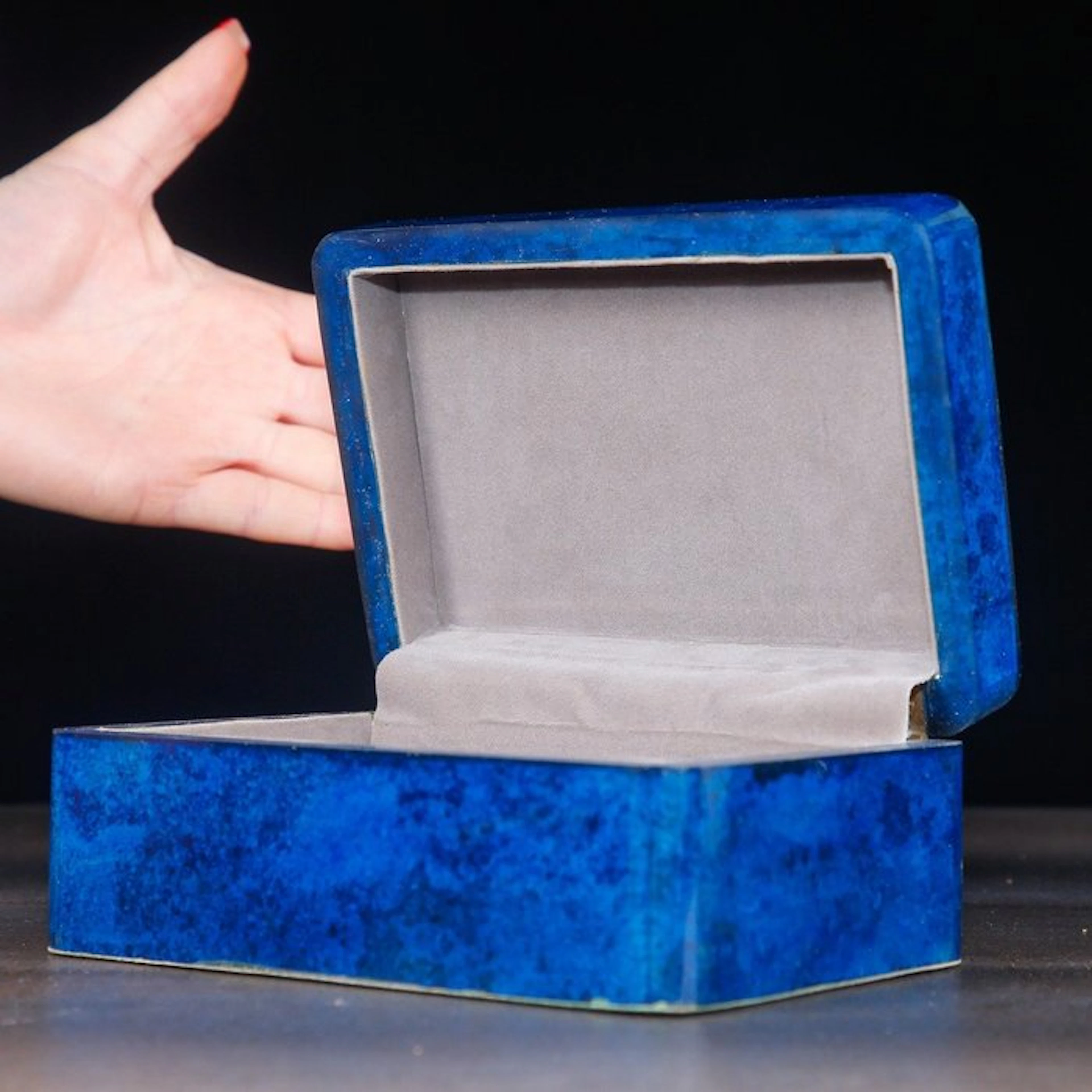 Exclusive Jewelry Box - Natural Blue Coral - Heliopora...