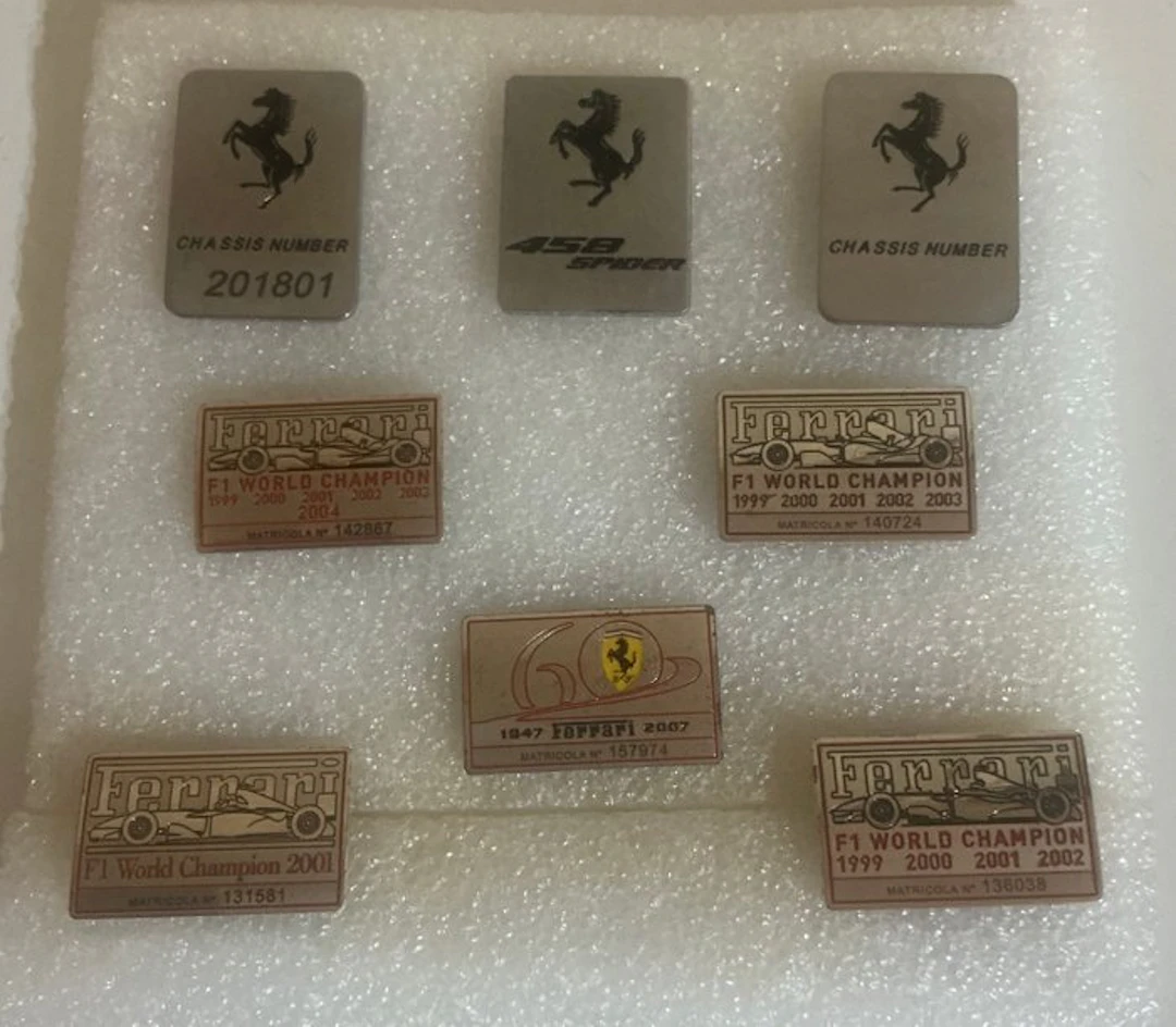 Rare cockpit or engine badge/emblem - Ferrari - F1 world champions