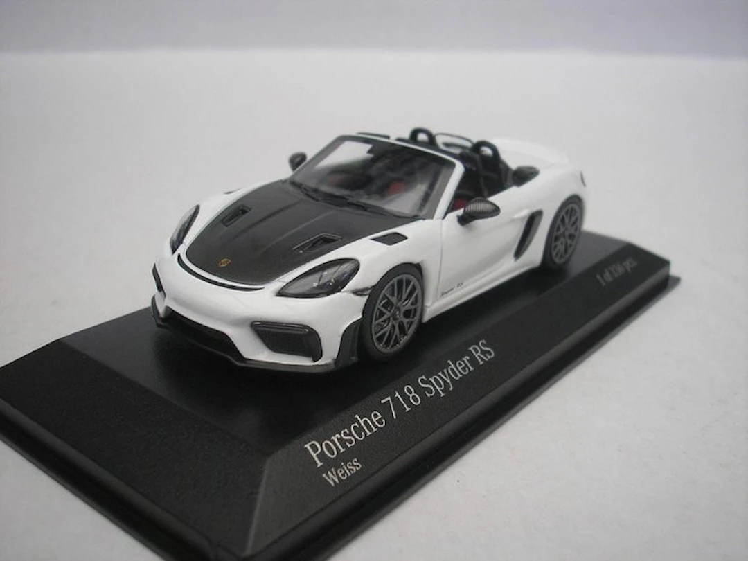MiniChamps 1:43 - Model car - Porsche 718 Spyder RS...