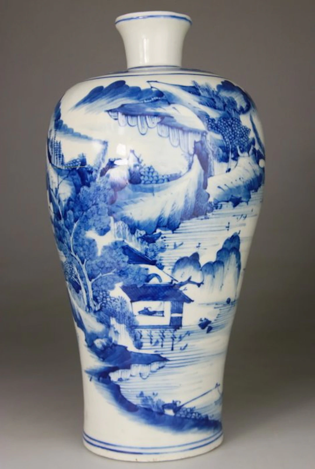 Blue-and-white porcelain vase (Meiping) - Porcelain - China - 20th