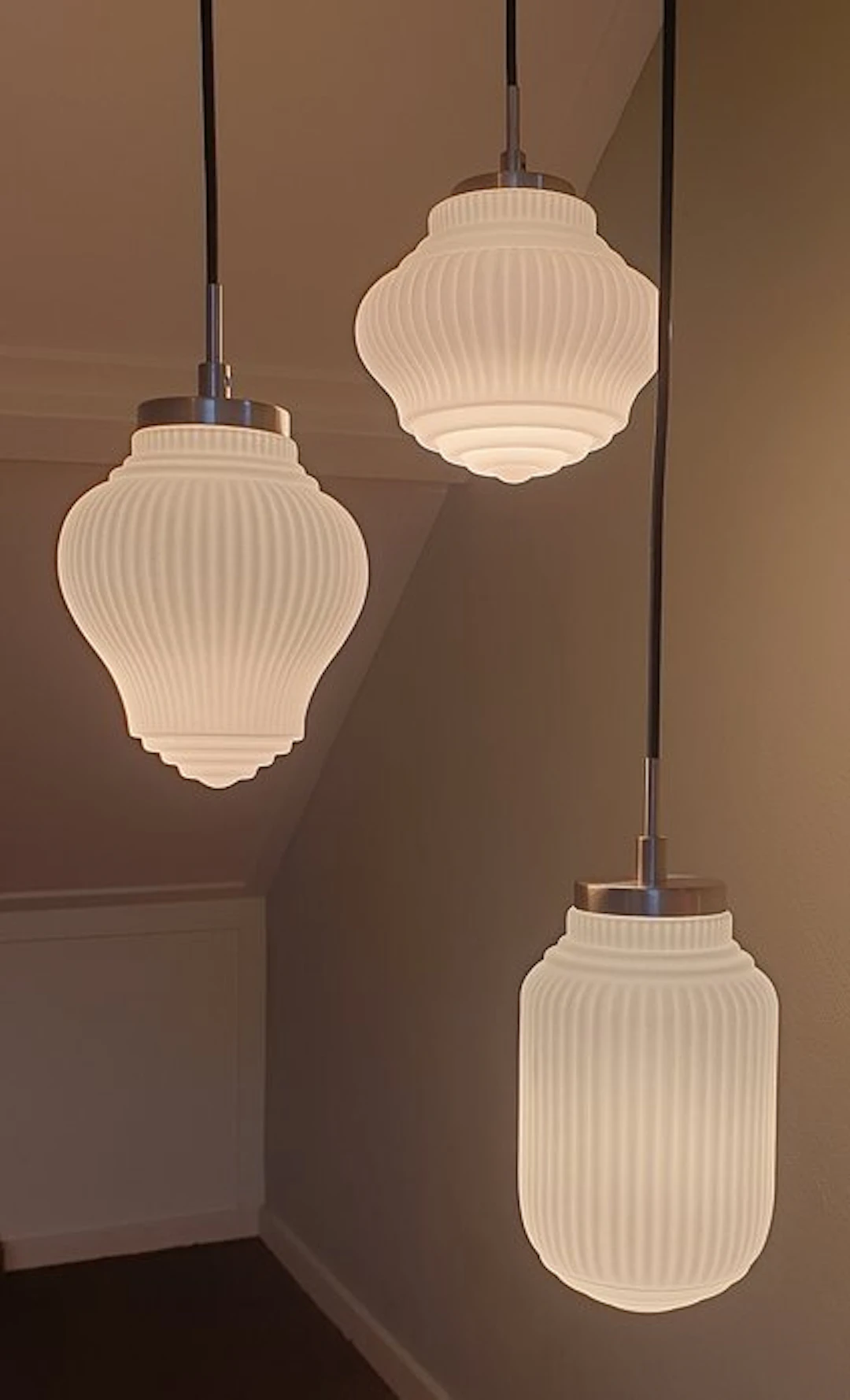Qazqa - Lamp - 96652 - Opaline glass - Cascade pendant lamp