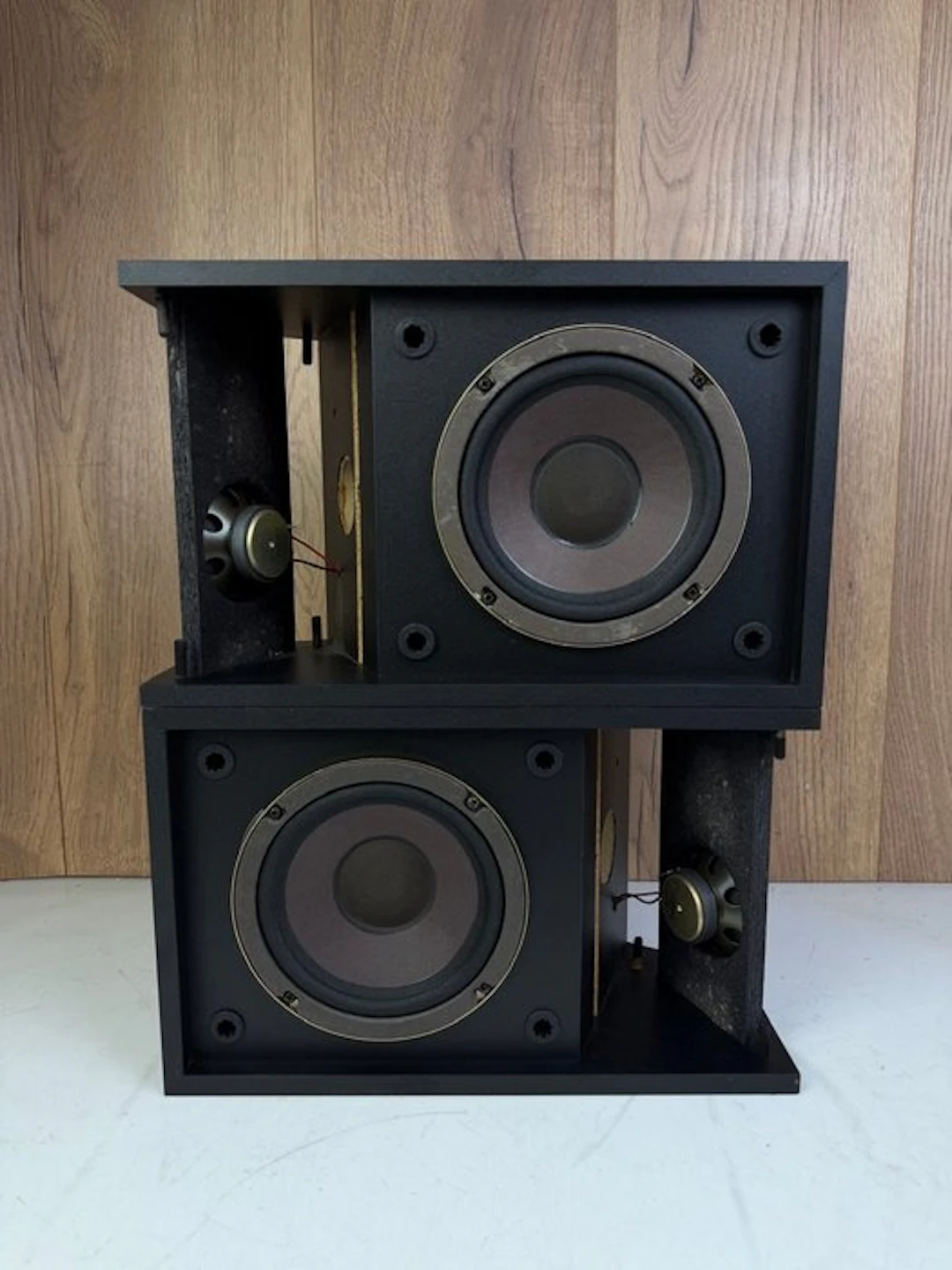 Bose - 205 - Direct/reflecting with free field tweeter Speaker set