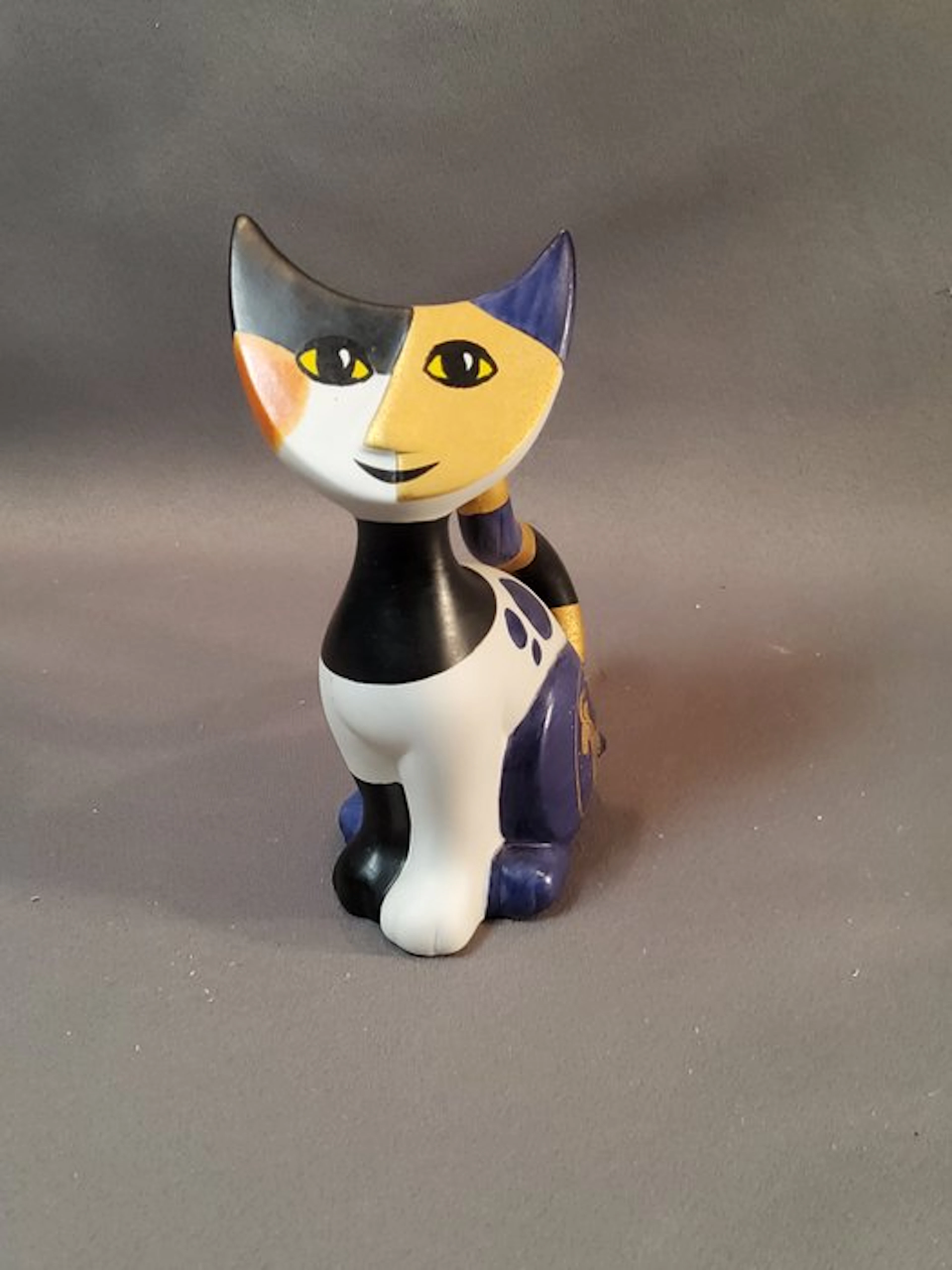 Goebel - Figurine - Wachtmeister Katze Steinbock - Porcelain