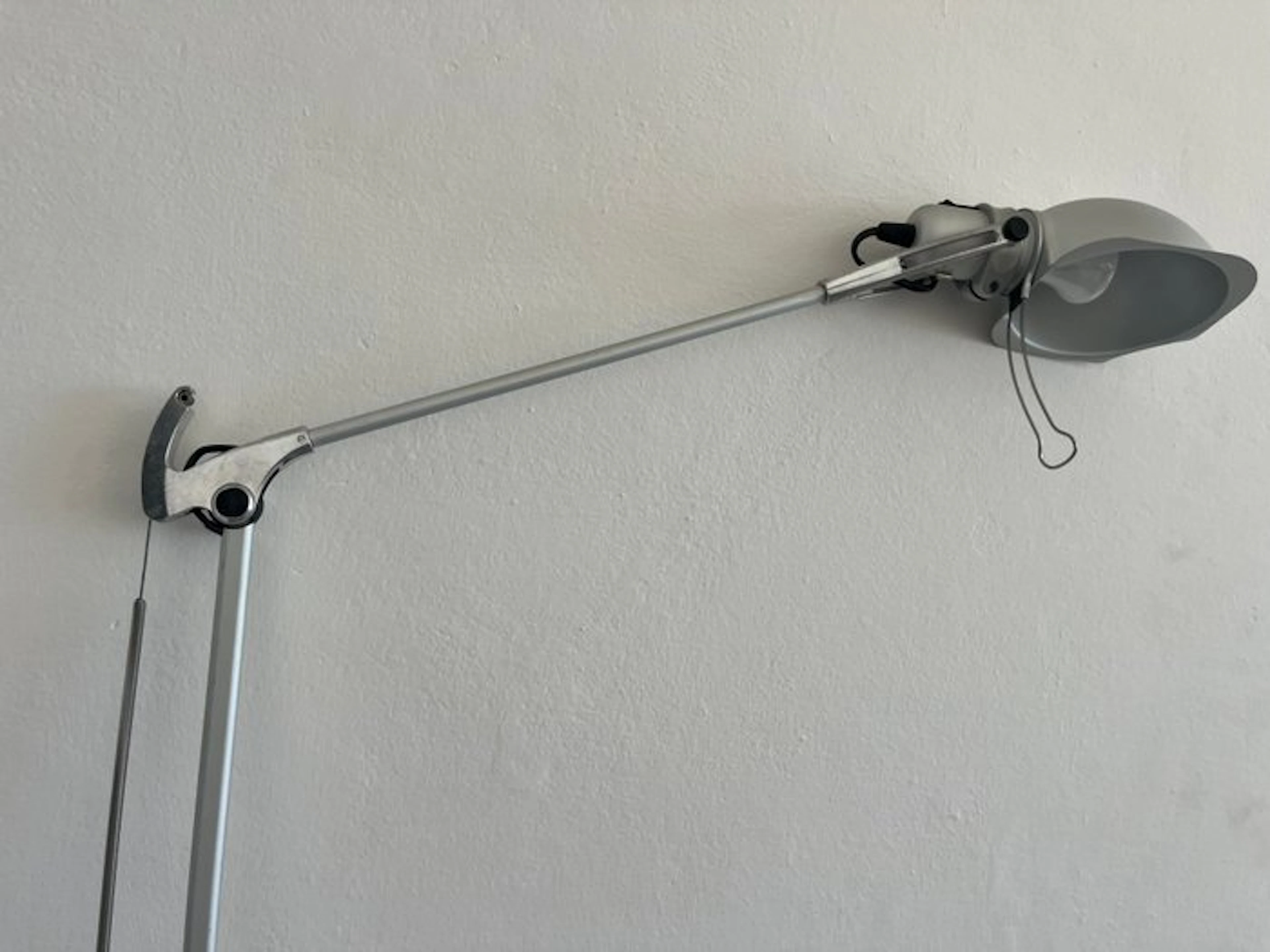 Artemide - Riccardo Blumer - Table lamp - Mandraki - Aluminium, Metal