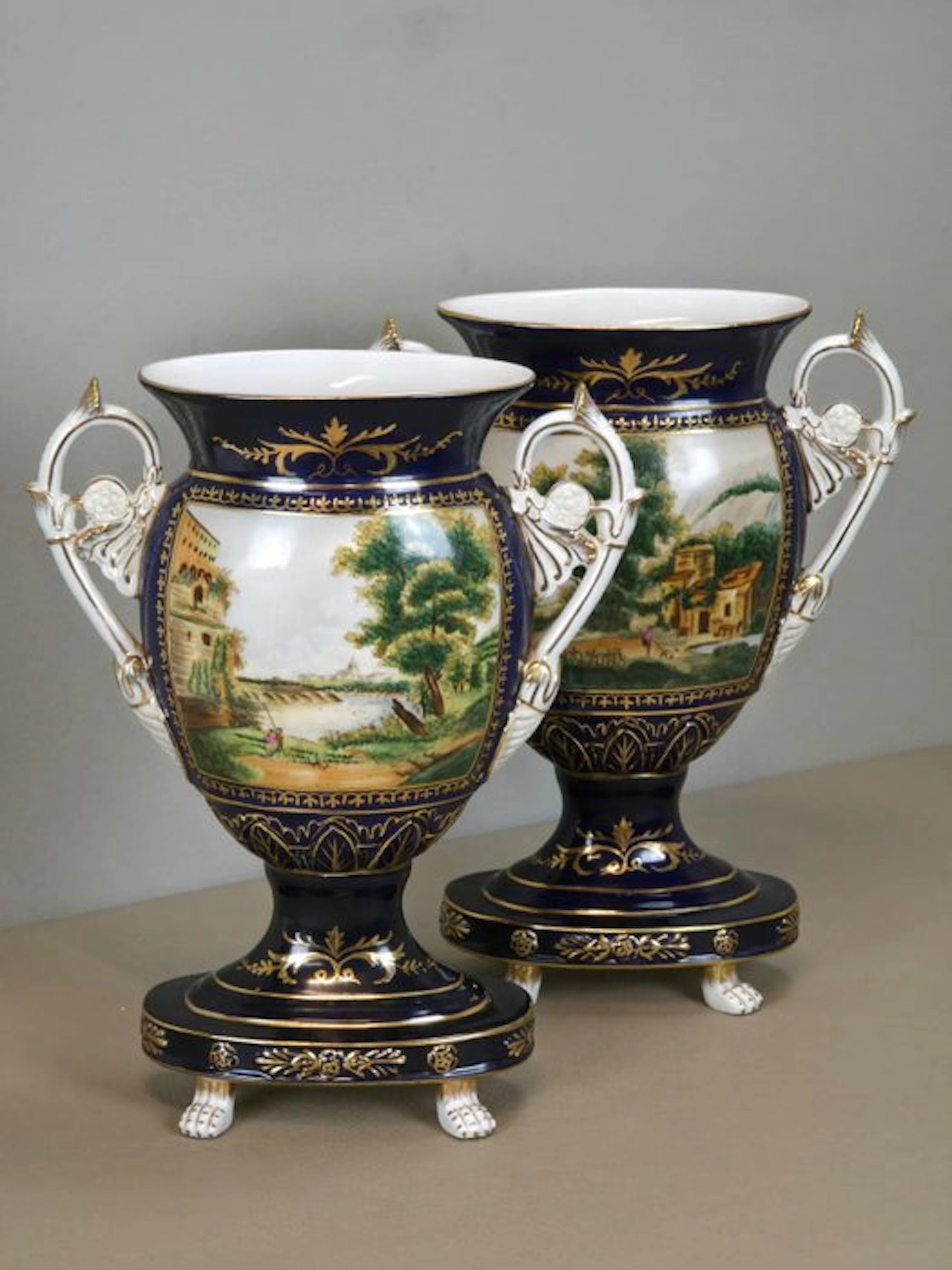 Vase (2) - Porcelain - Amfora vase set