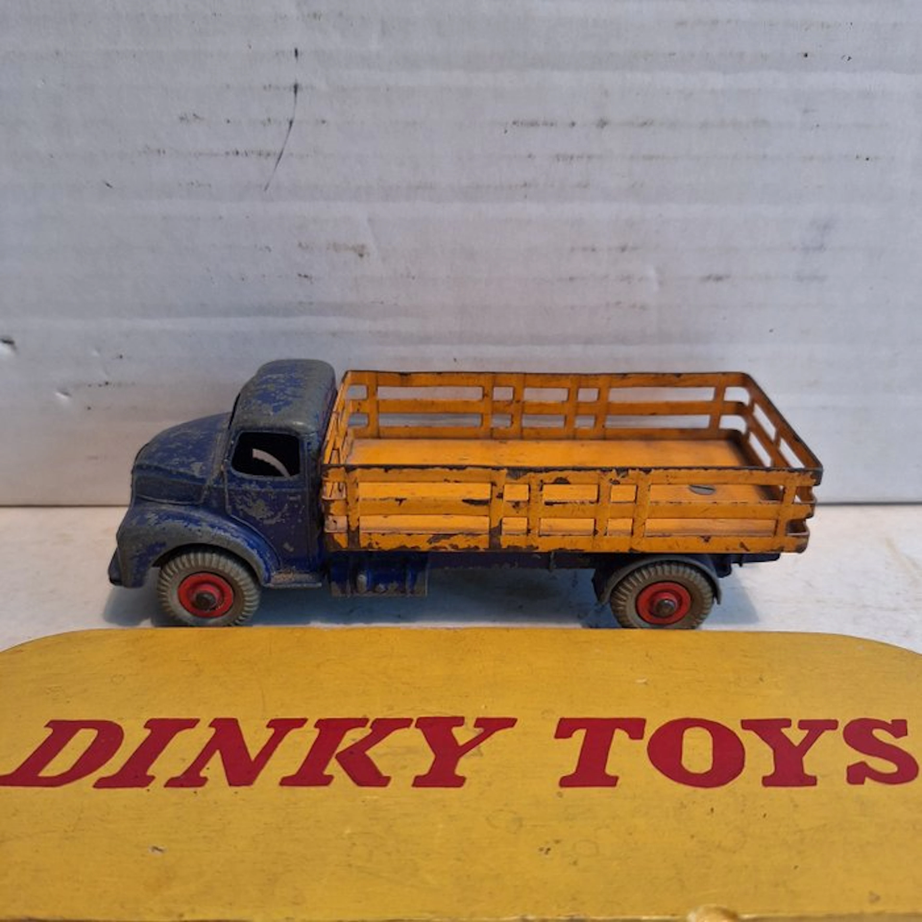 Dinky Toys 1:43 - Model car - Dinky Toys - bread van