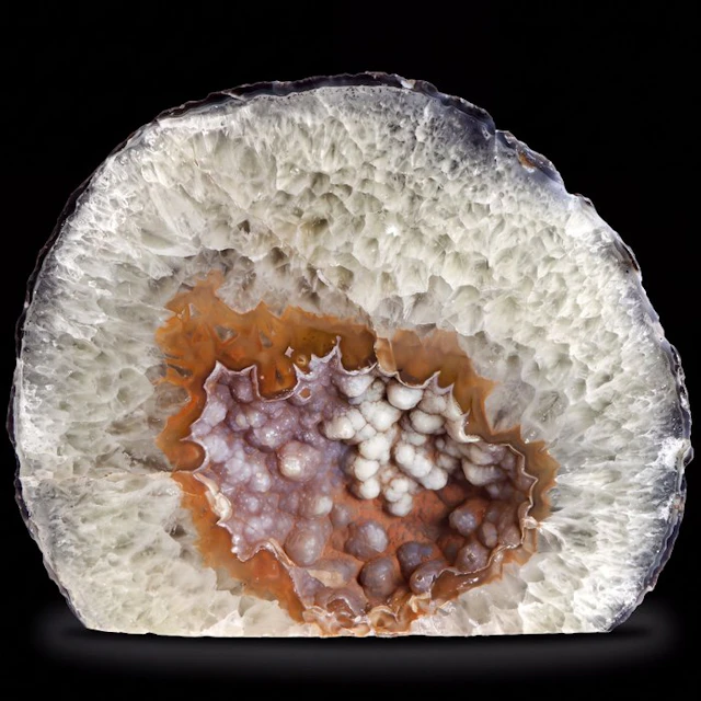 XL Flame Agate - 19x23x6 cm - Geode- 3.6 kg