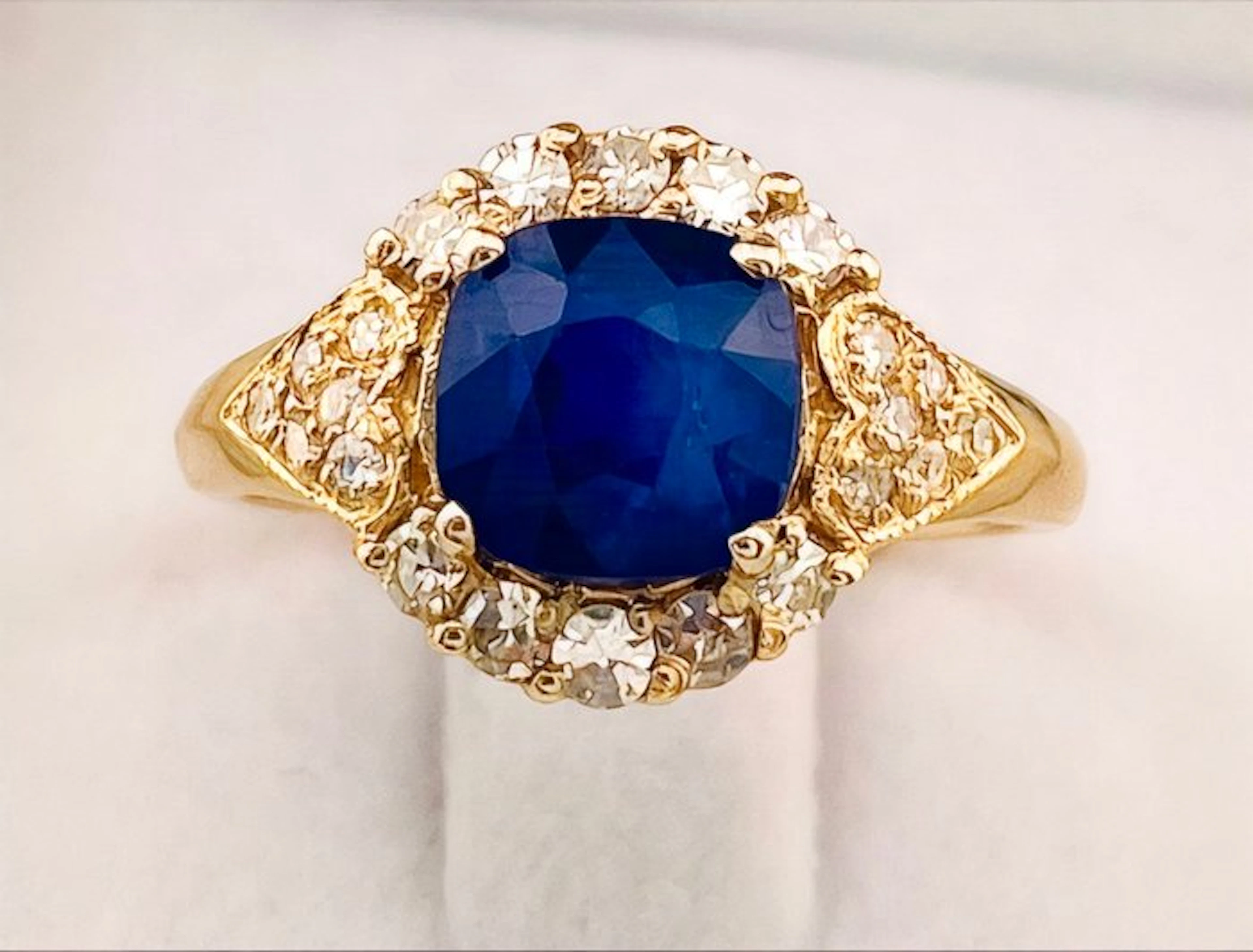 Ring - 14 kt. Yellow gold Sapphire - Diamond