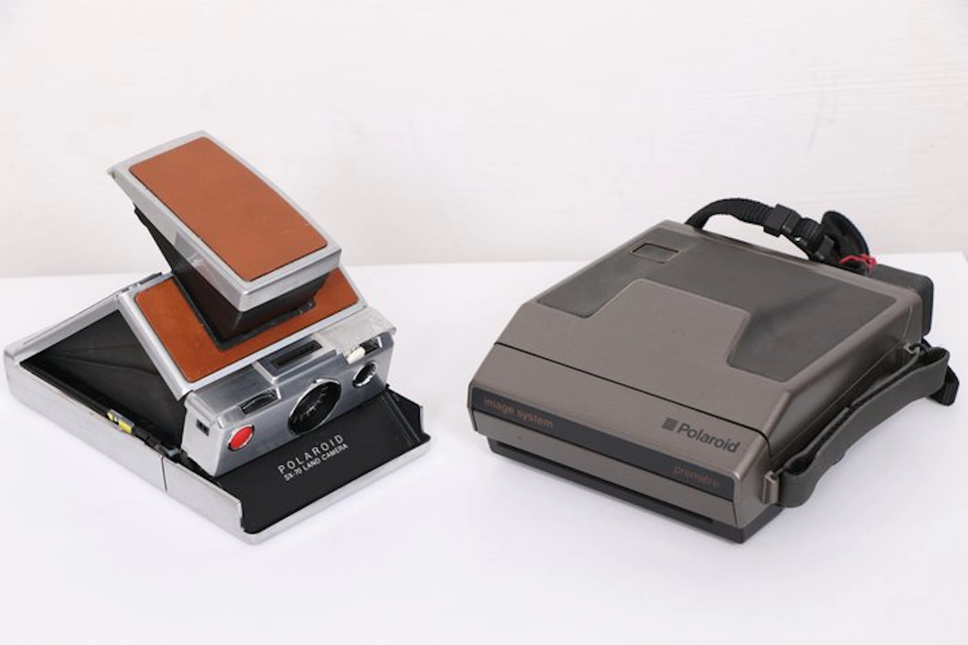 Polaroid SX - 70 Land Camera + Image System Première Analogue camera