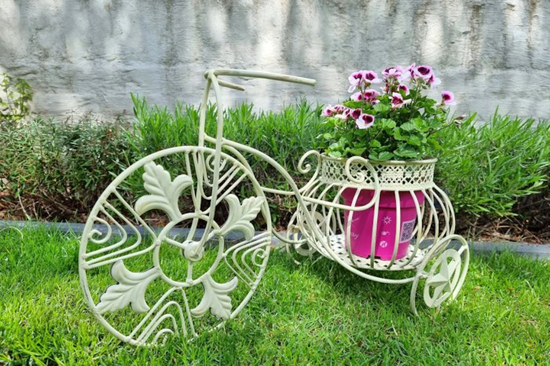 Flower pot - Metal, Iron - Bike flower pot